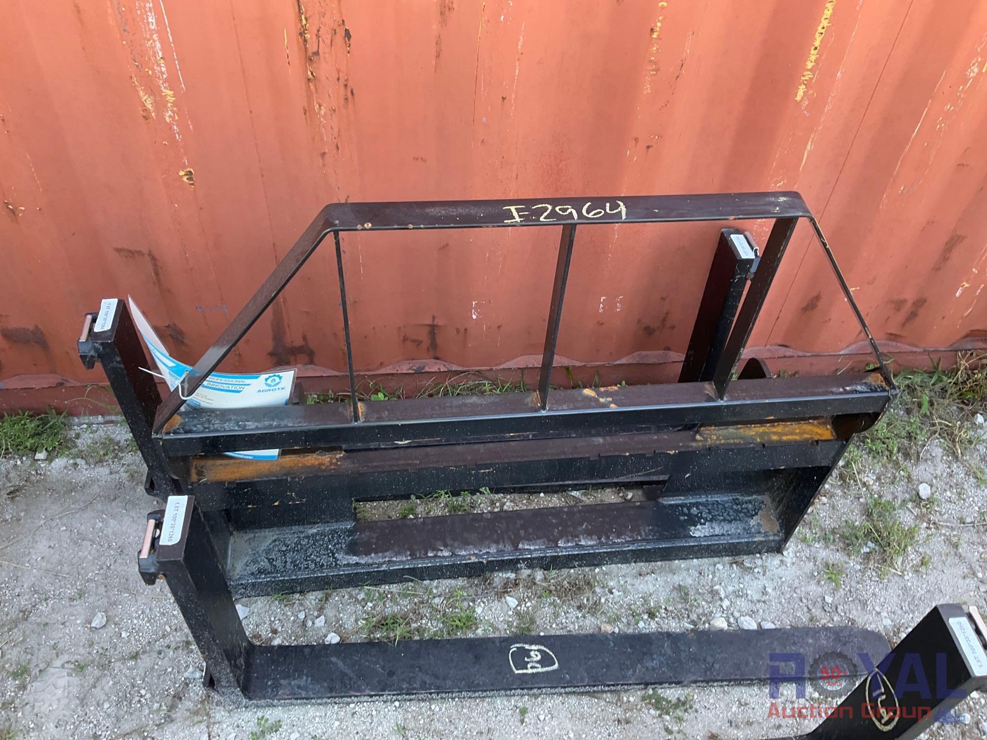 2023 AgroTK SAII100 48in Skid Steer Fork Attachment