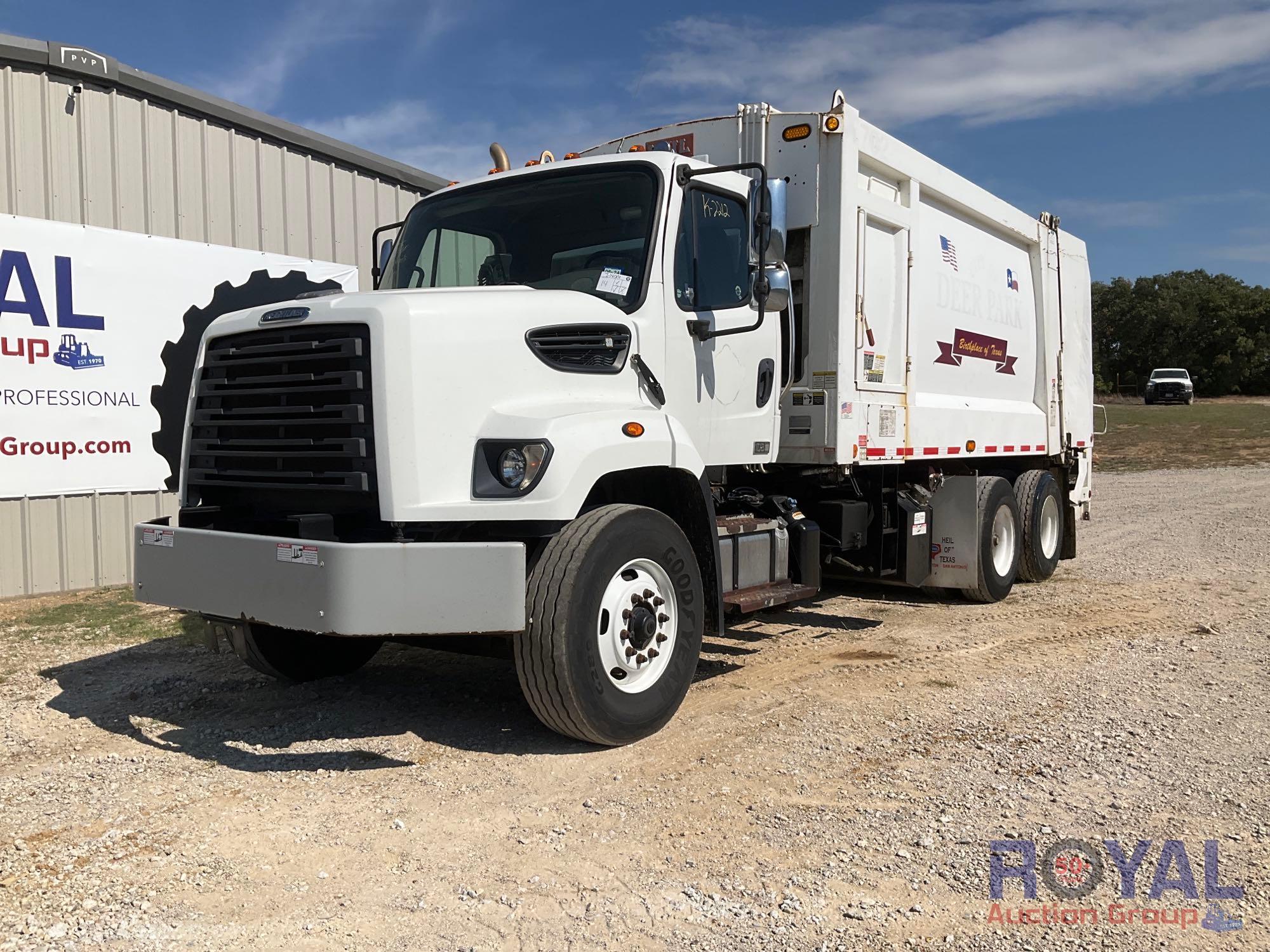 2015 Freightliner 108SD Heil 612-3201 Rear Loader Garbage Truck