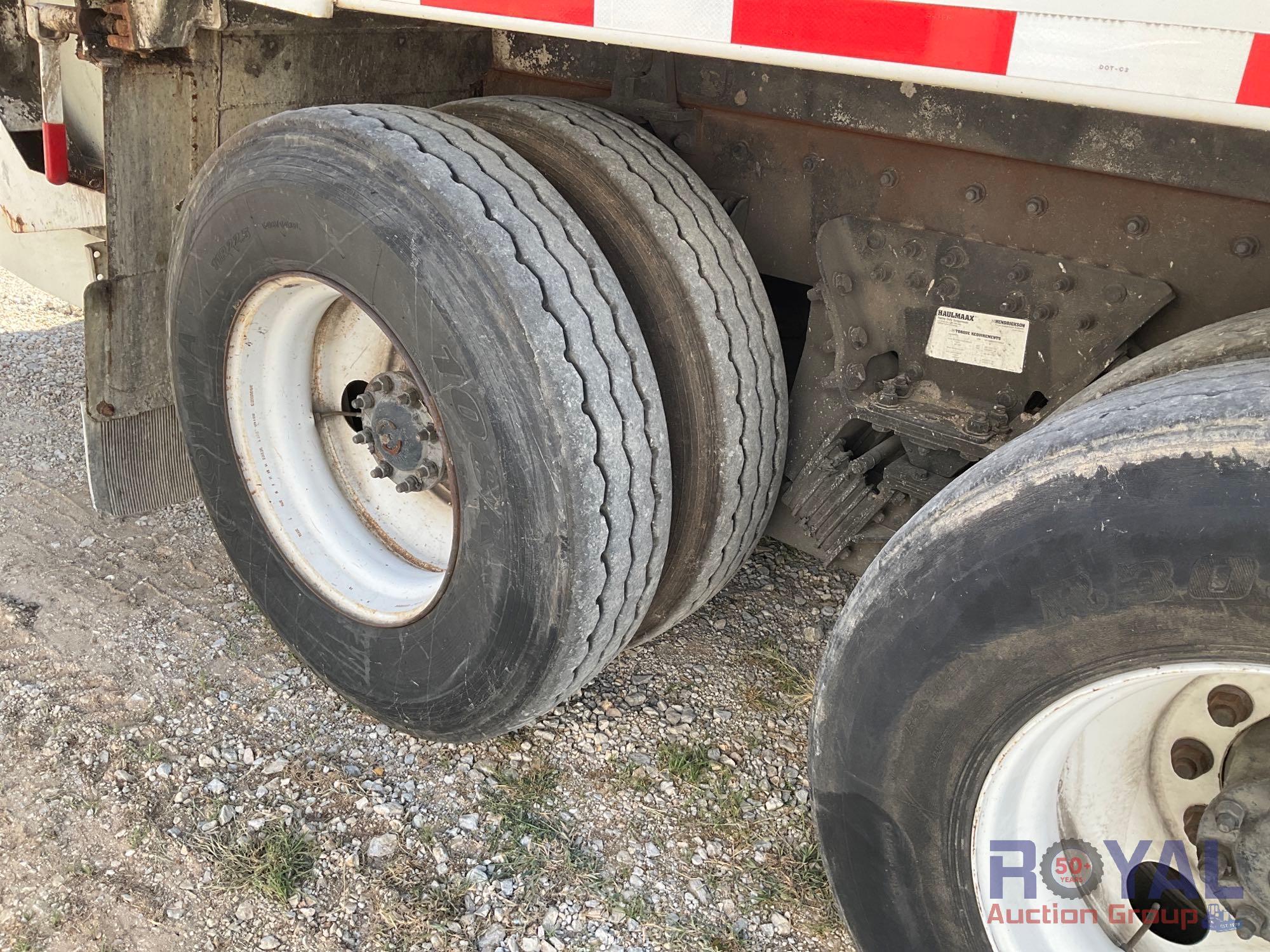 2015 Freightliner 108SD Heil 612-3201 Rear Loader Garbage Truck
