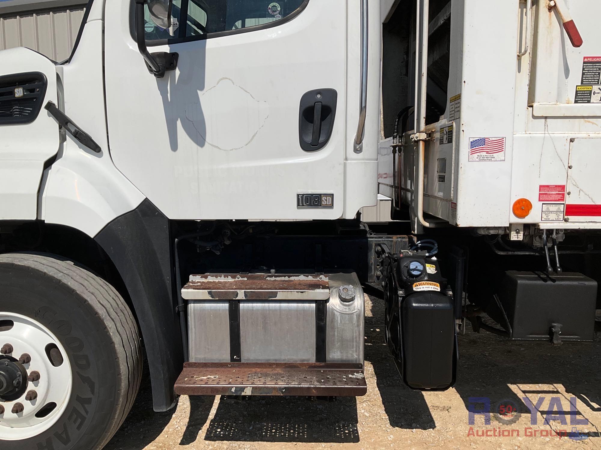 2015 Freightliner 108SD Heil 612-3201 Rear Loader Garbage Truck