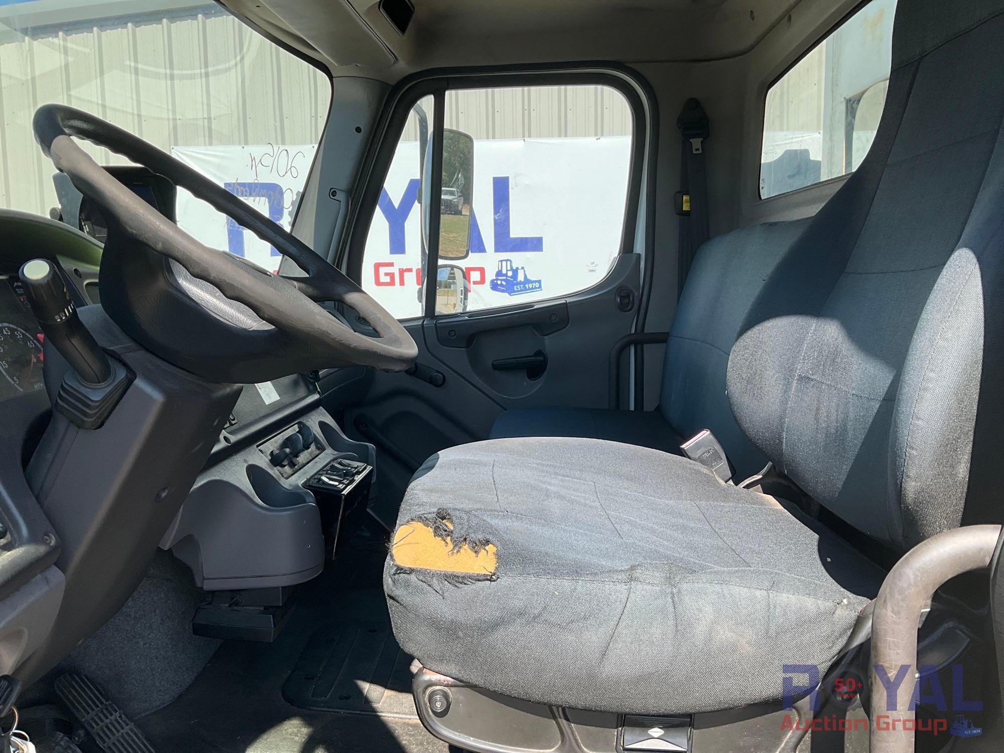 2015 Freightliner 108SD Heil 612-3201 Rear Loader Garbage Truck