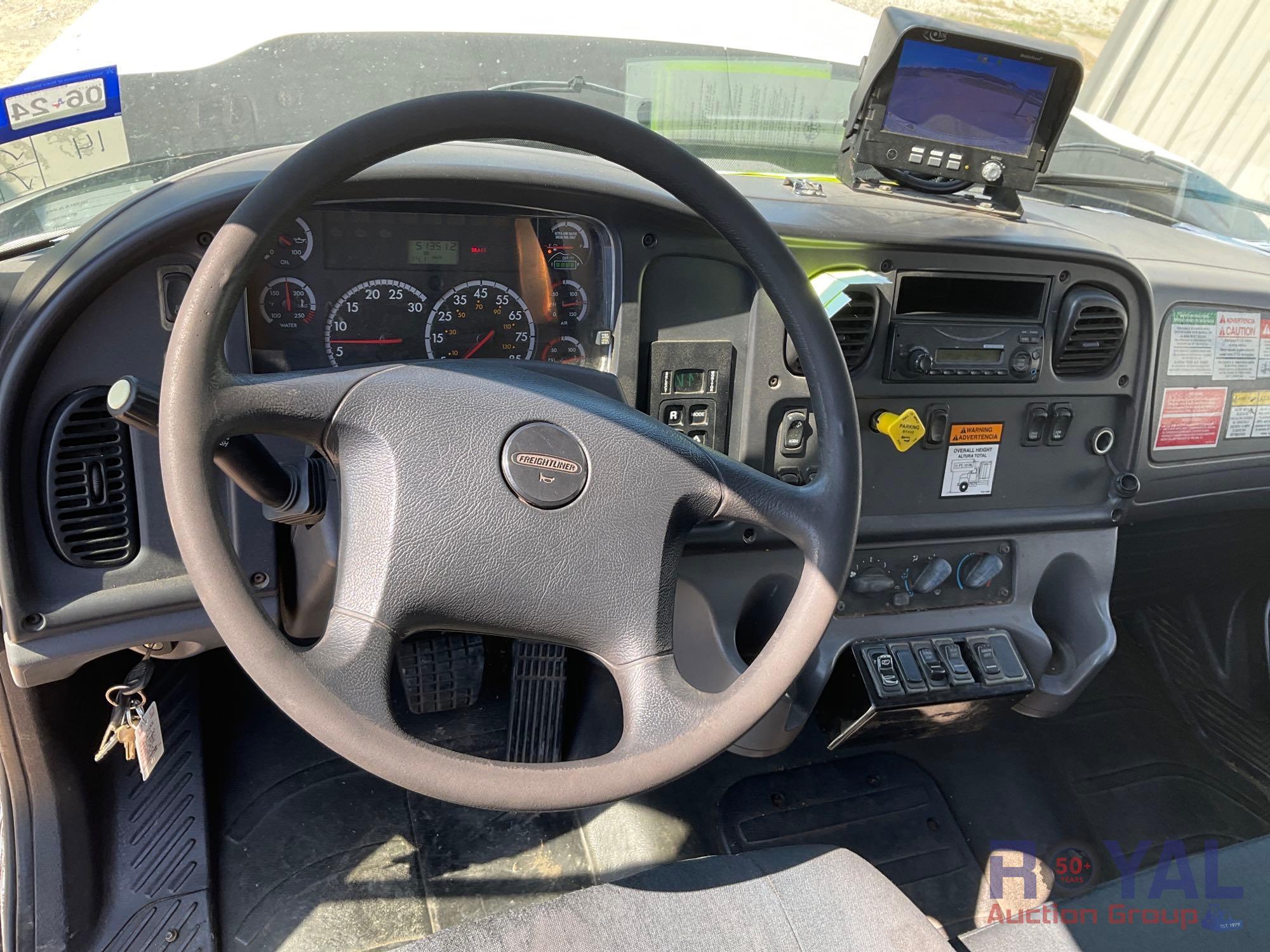 2015 Freightliner 108SD Heil 612-3201 Rear Loader Garbage Truck