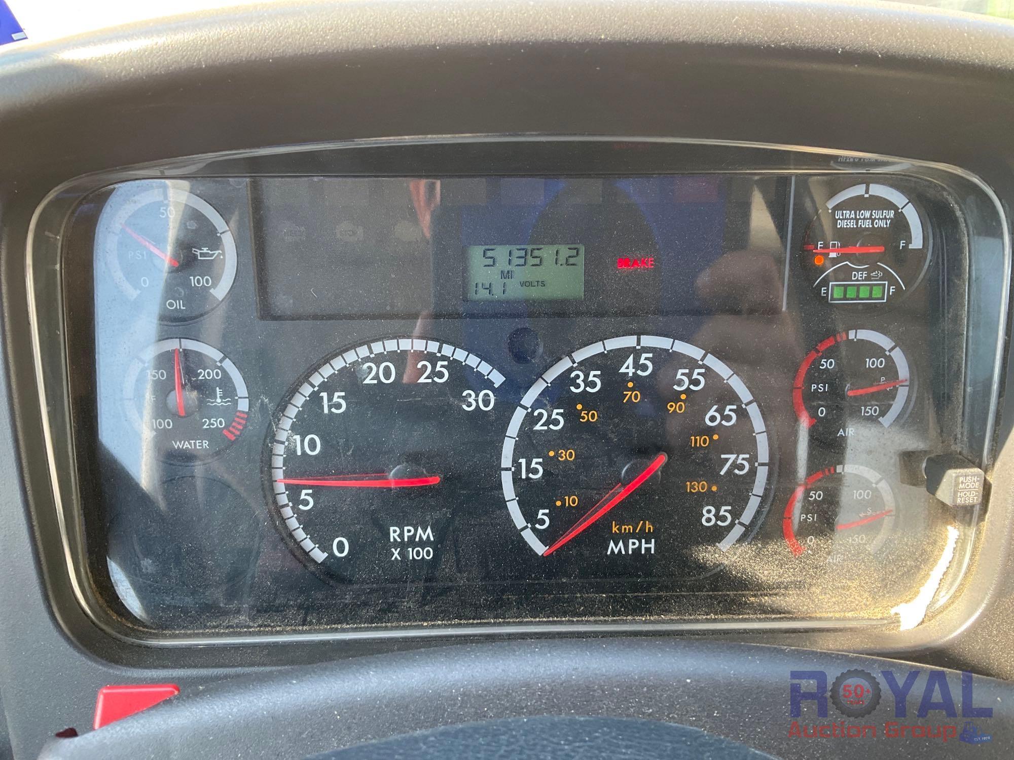 2015 Freightliner 108SD Heil 612-3201 Rear Loader Garbage Truck