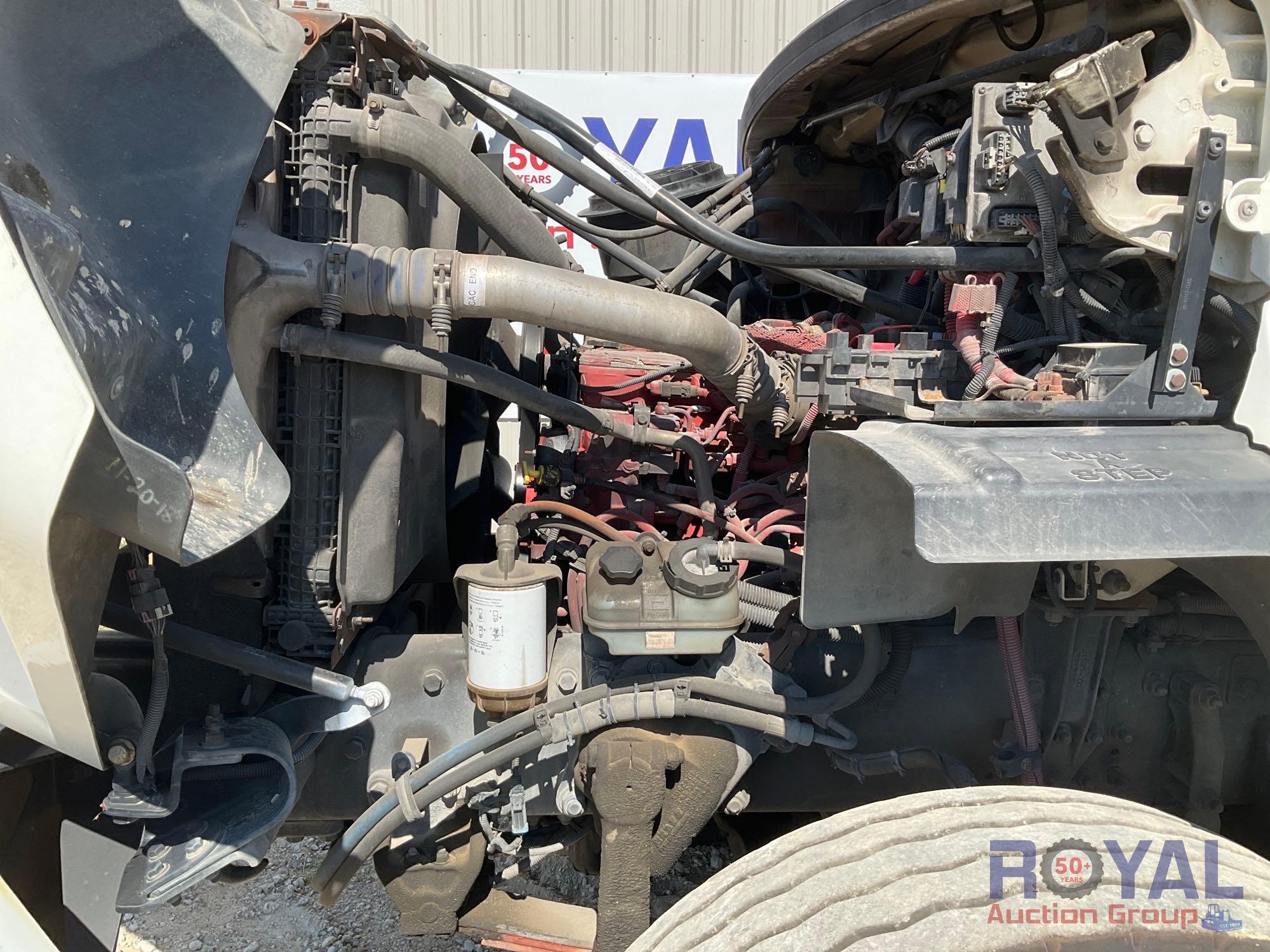2015 Freightliner 108SD Heil 612-3201 Rear Loader Garbage Truck