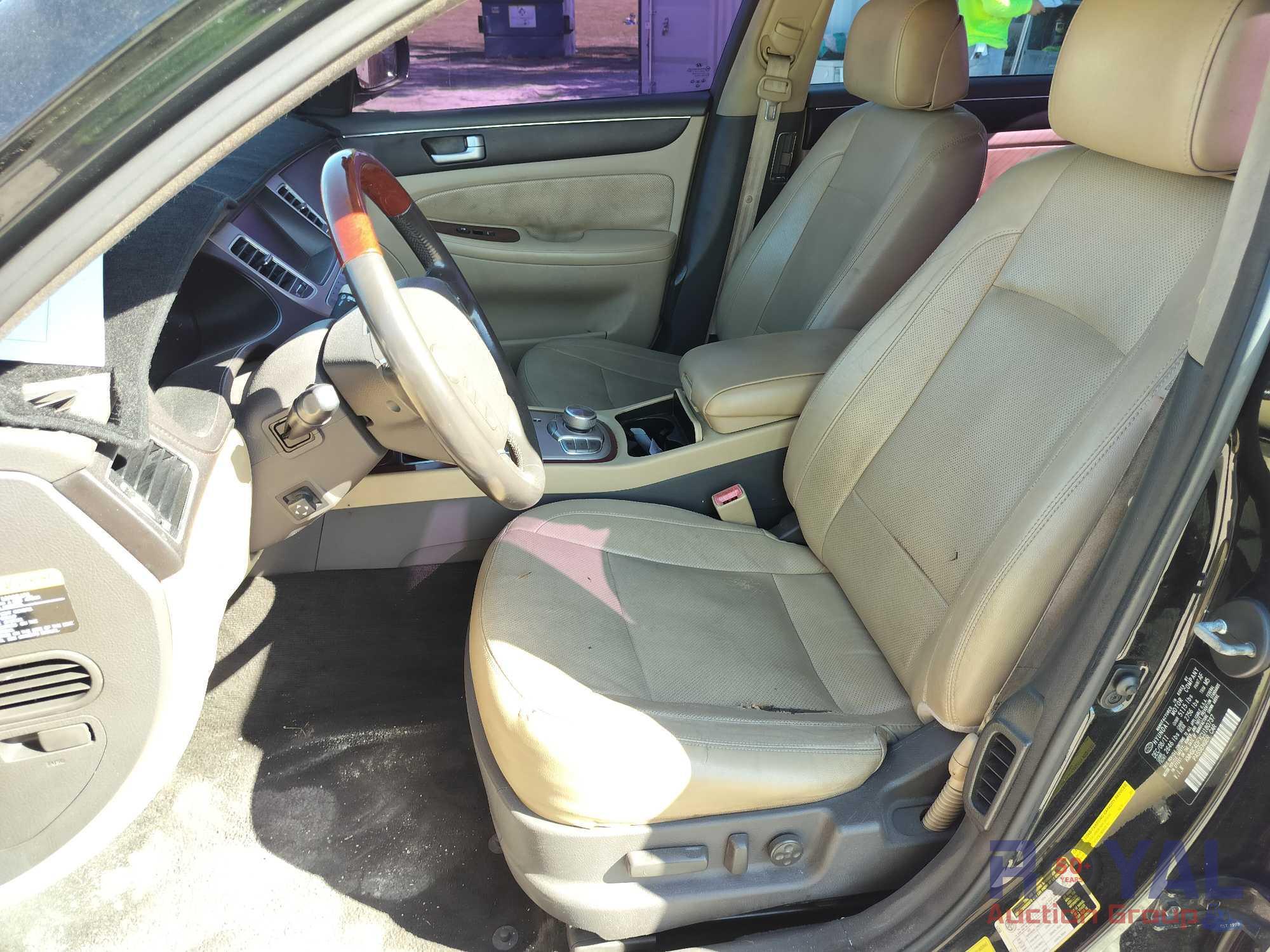 2012 Hyundai Genesis Sedan