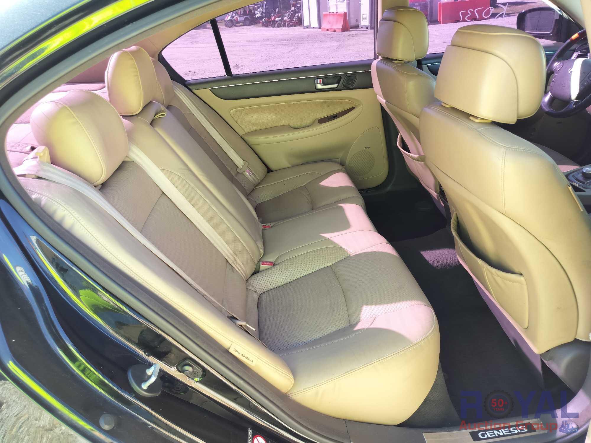 2012 Hyundai Genesis Sedan