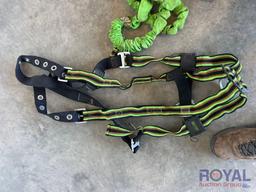 3M Retractable Fall Restraint with Harness