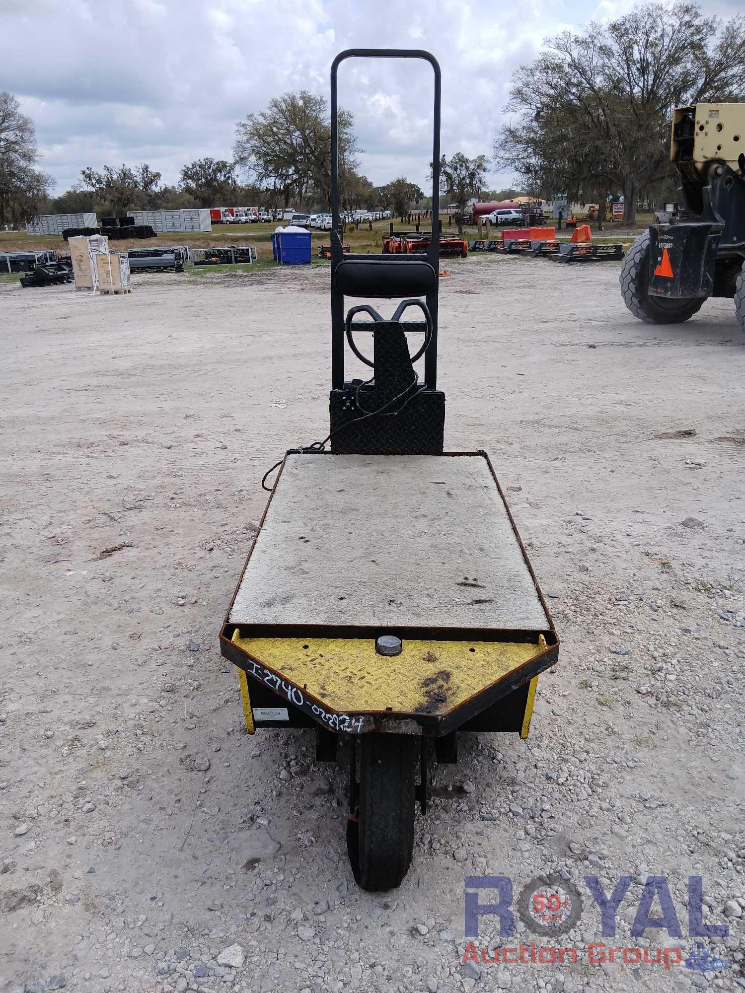 E-Z GO XI-640 Electric Stock Chaser