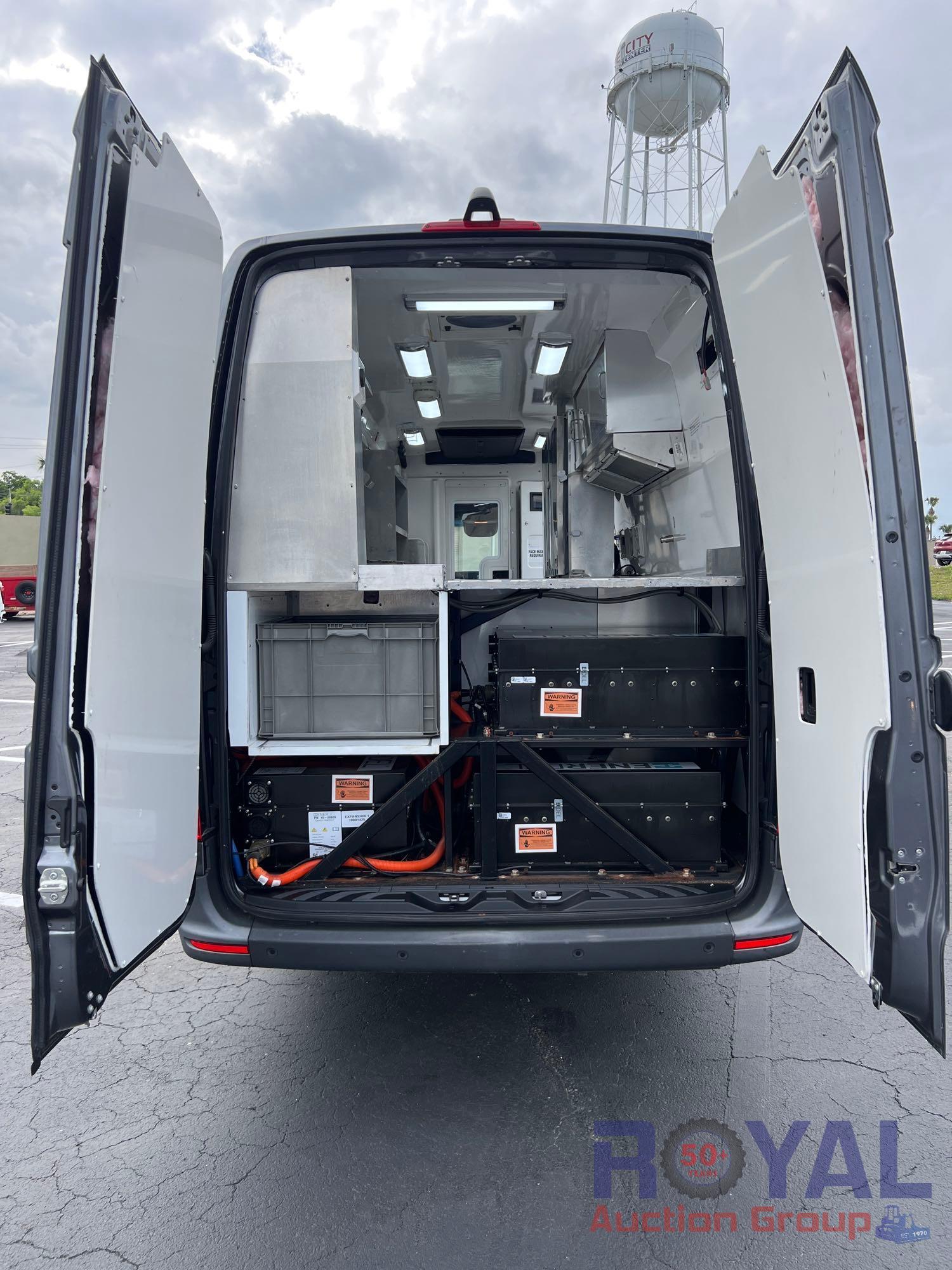 2021 Mercedes-Benz Sprinter 4500 XL Extended Dually Catering Van Food Prep Custom Built Van