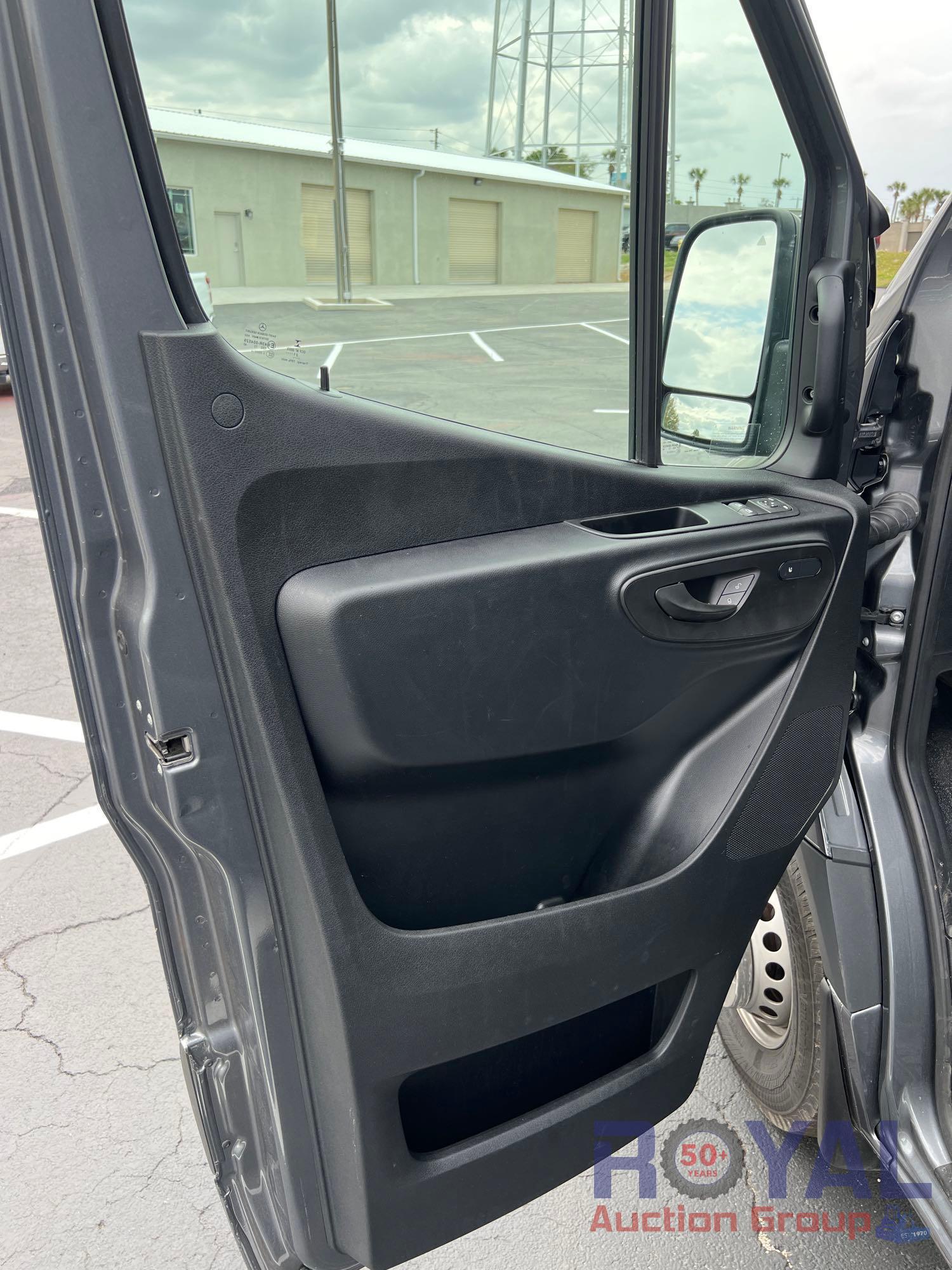 2021 Mercedes-Benz Sprinter 4500 XL Extended Dually Catering Van Food Prep Custom Built Van