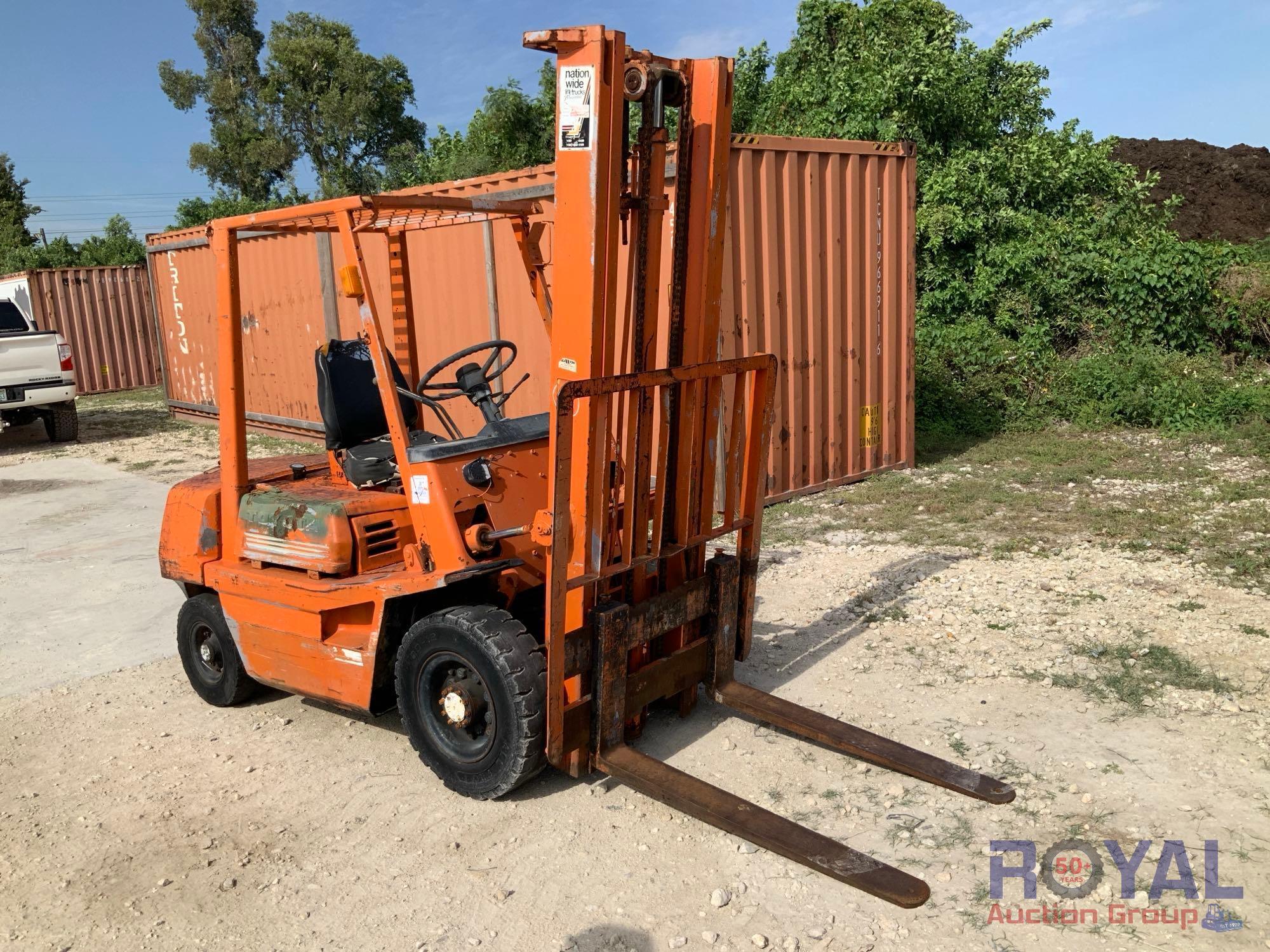 Toyota 3FGL25 5,500LB Pneumatic Forklift