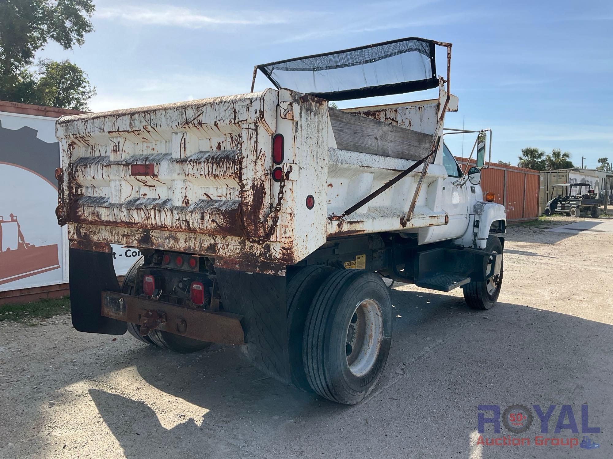 2002 GMC C7500 S/A Dump Truck