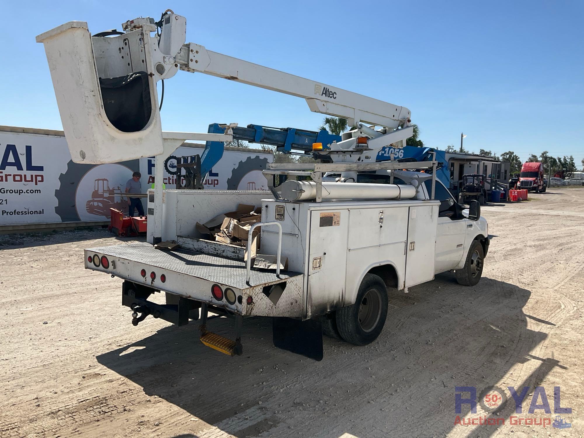 2006 Ford F350 Altec AT200A Bucket Truck