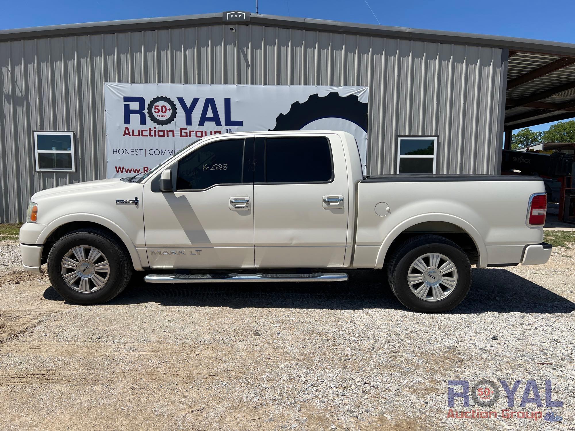 2007 Lincoln Mark LT Crew Cab Pickup Truck