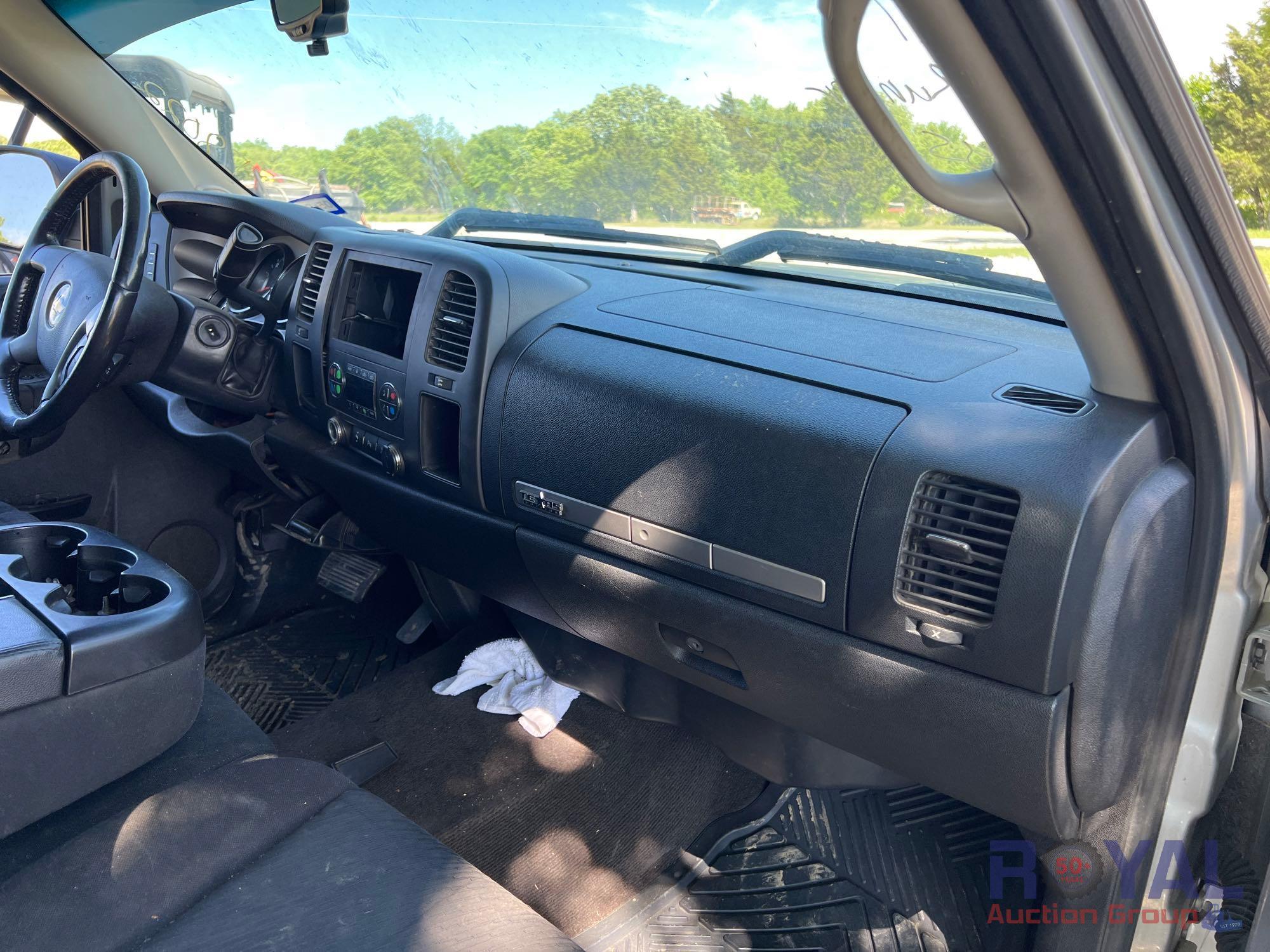 2011 Chevrolet Silverado Crew Cab PIckup Truck