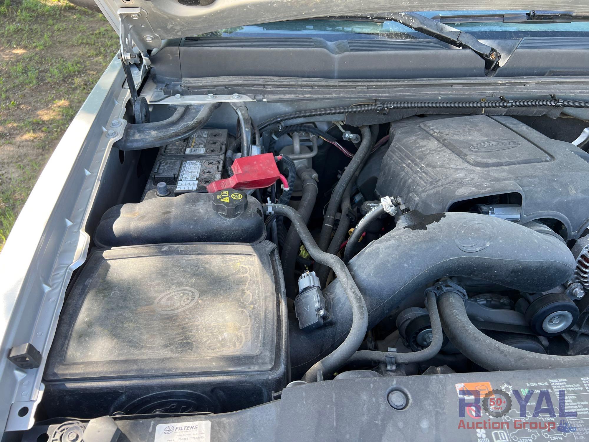 2011 Chevrolet Silverado Crew Cab PIckup Truck