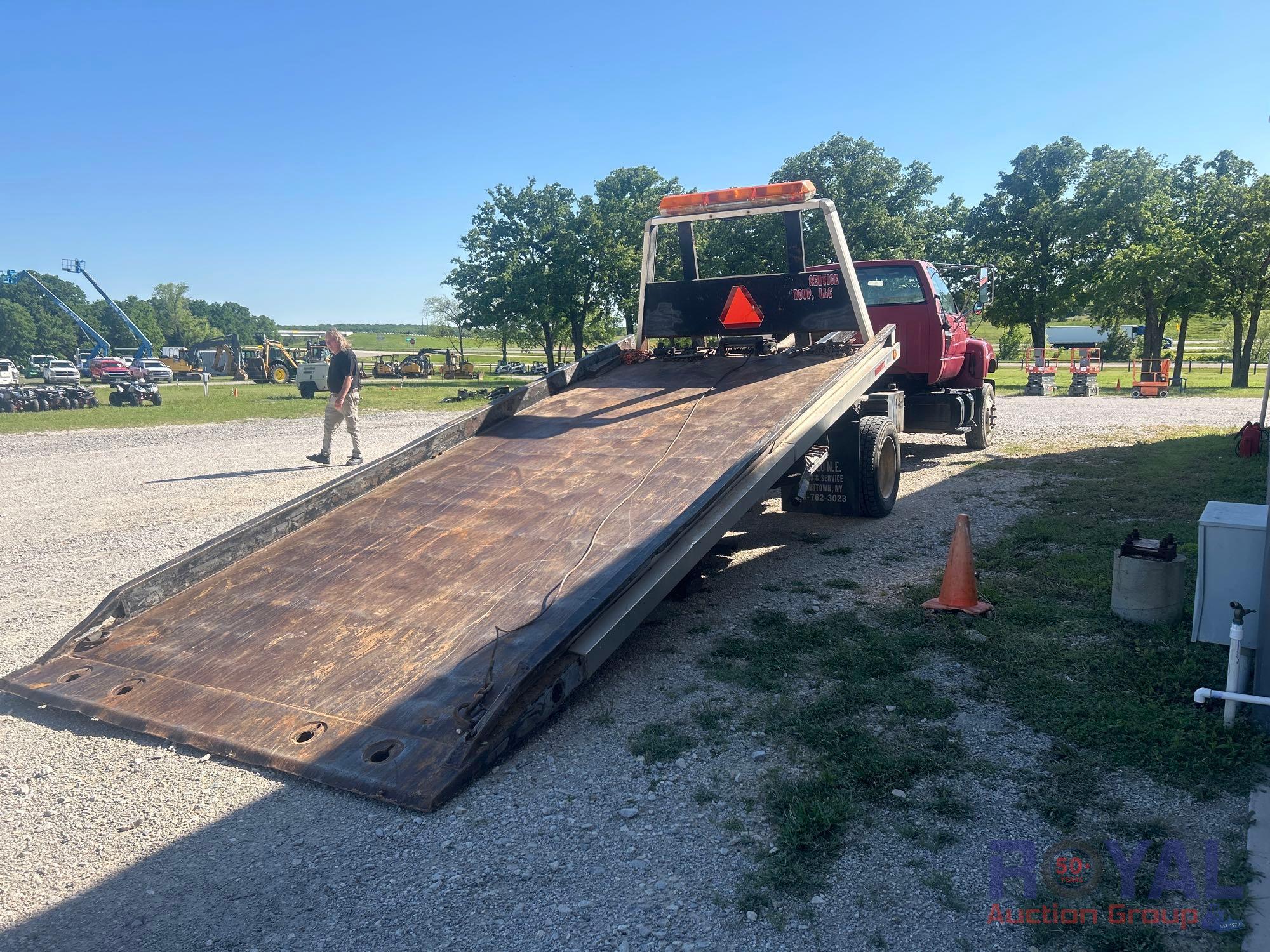 2000 Chevrolet C6500 Rollback Truck