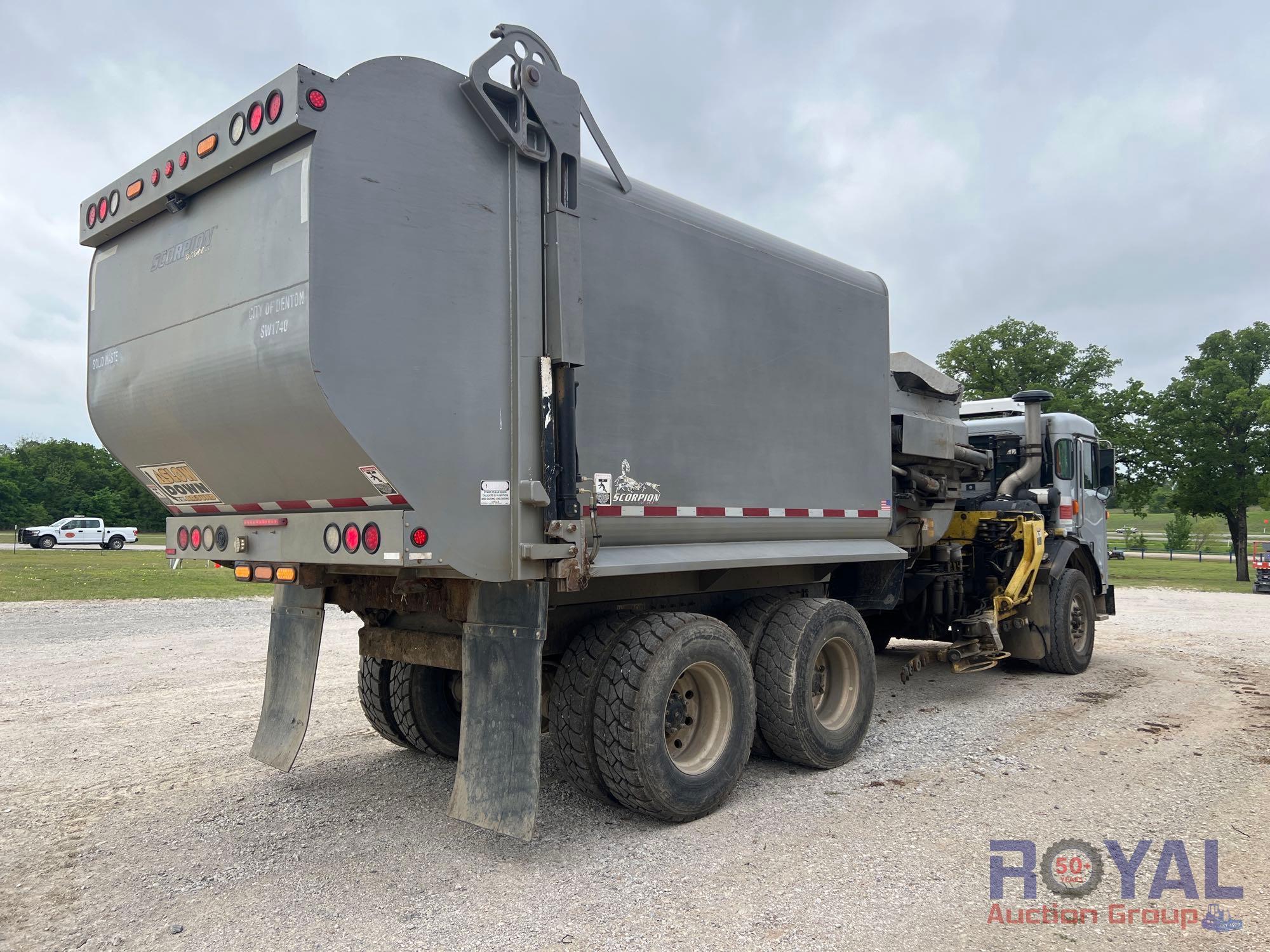 2018 Peterbilt 520 Automated Side Load Garbage Truck