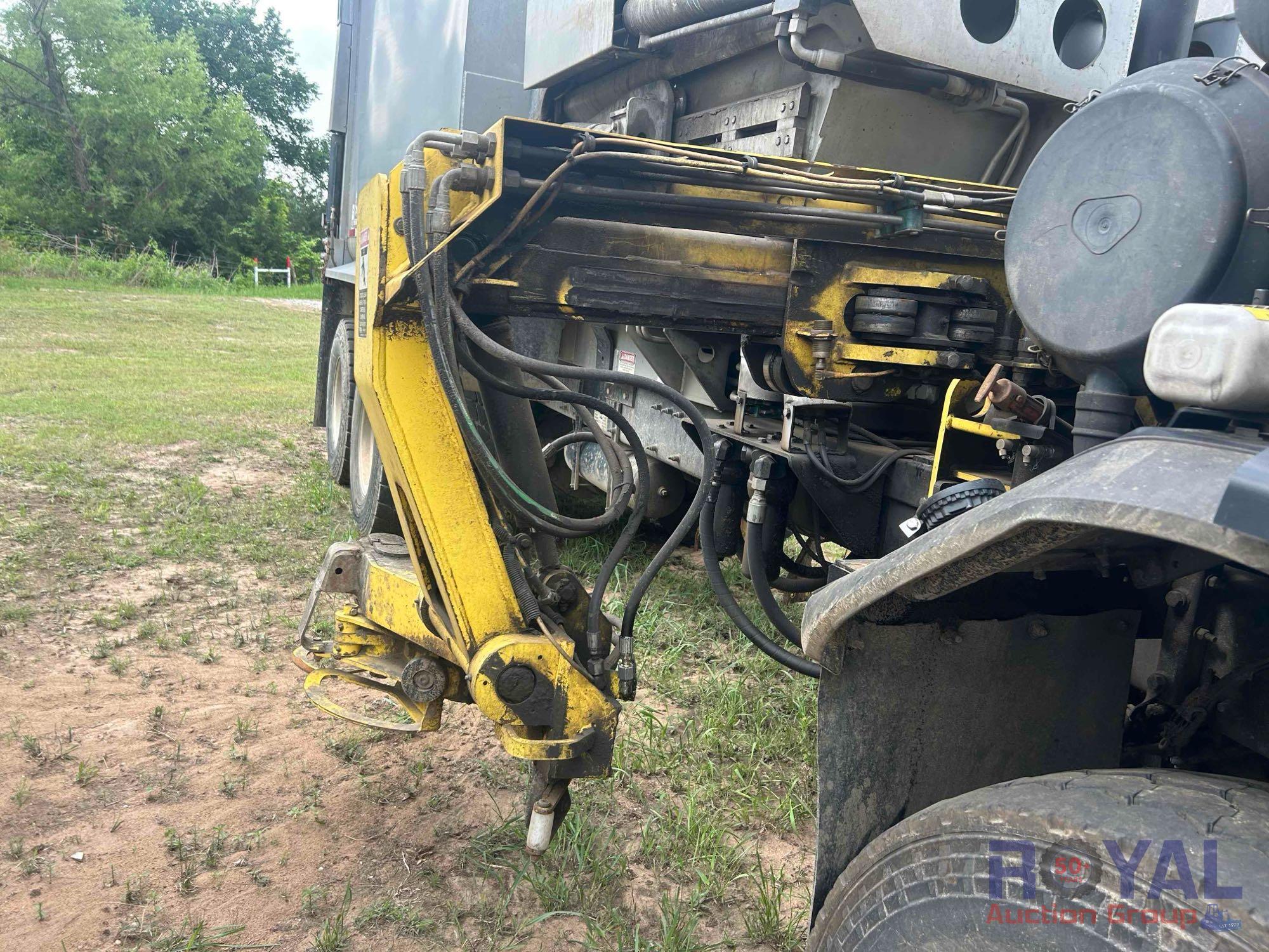 2018 Peterbilt 520 Automated Side Load Garbage Truck