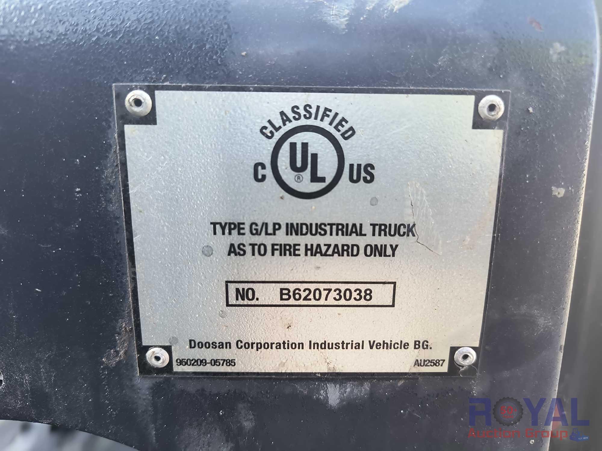 2018 Doosan 25P-5 LP Gas Pneumatic Tire Forklift