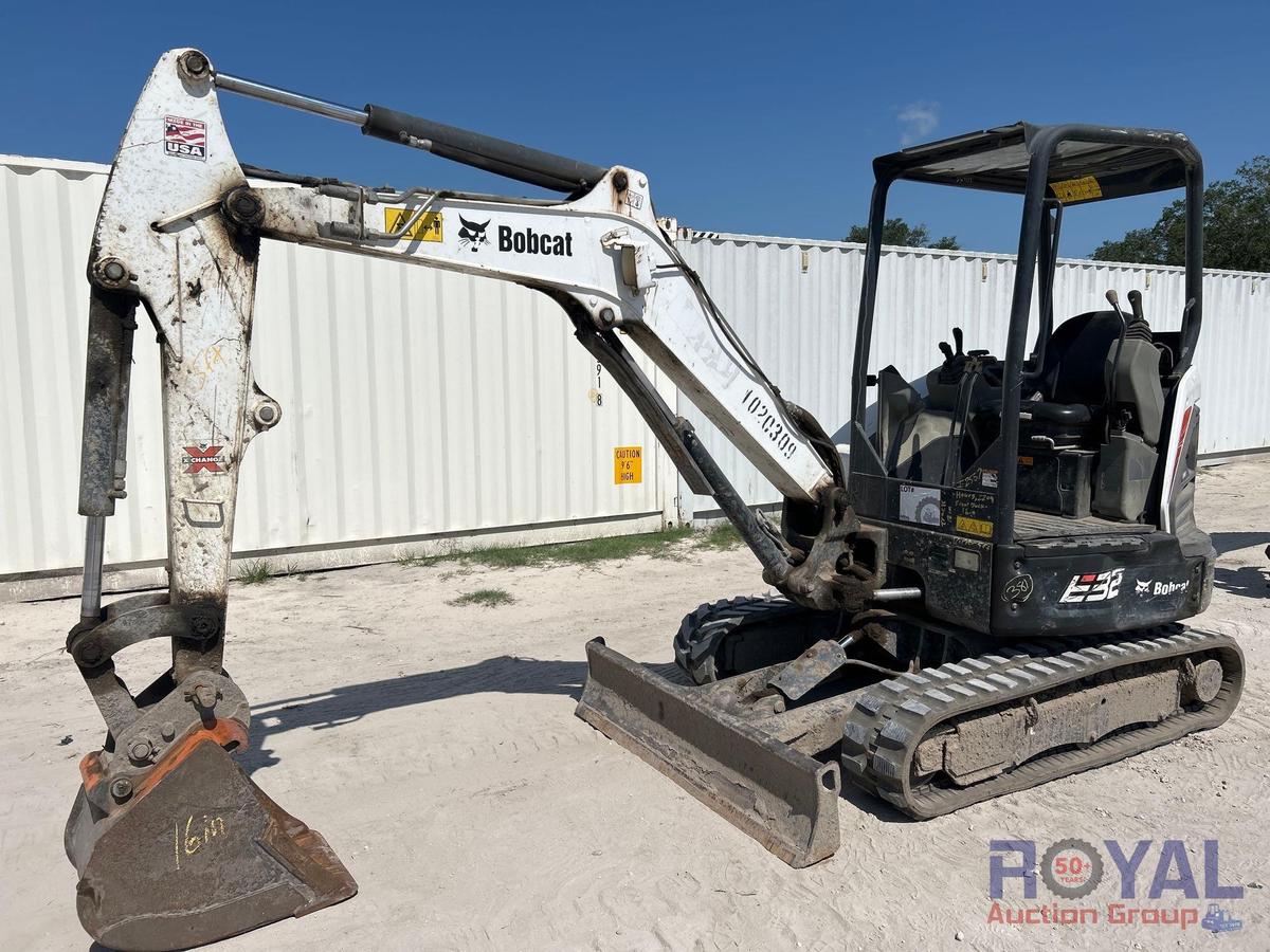 2017 Bobcat E32i Hydraulic Mini Excavator