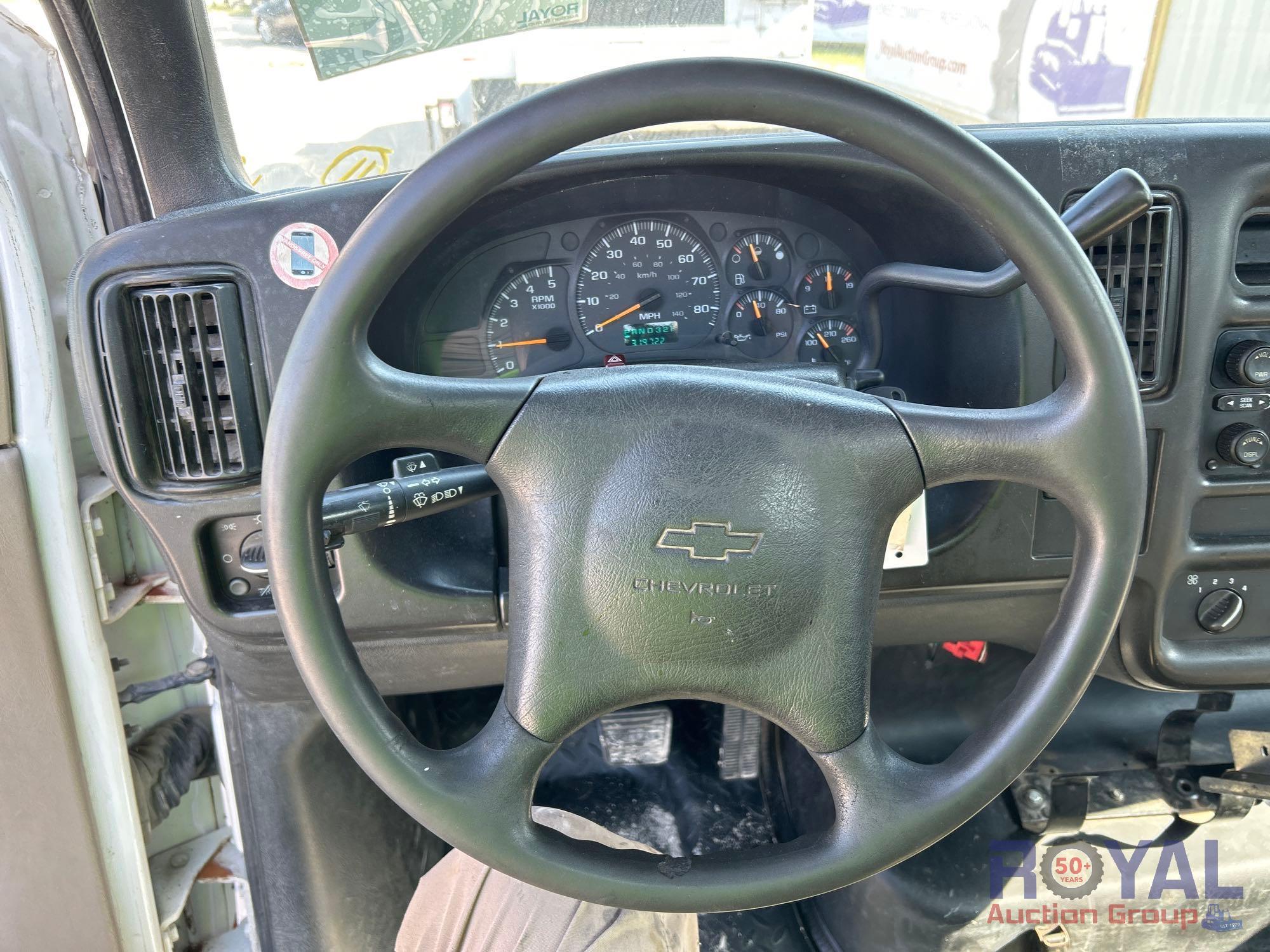 2005 Chevrolet C5500 Service Truck