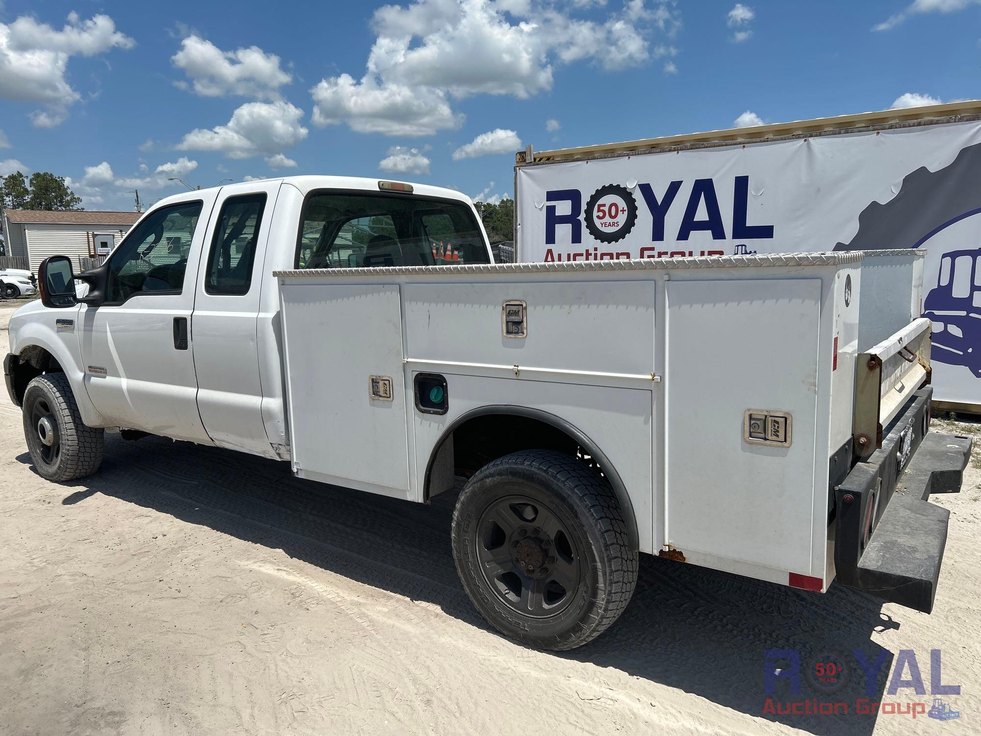 2007 Ford F350 4x4 Crew Cab Service Truck