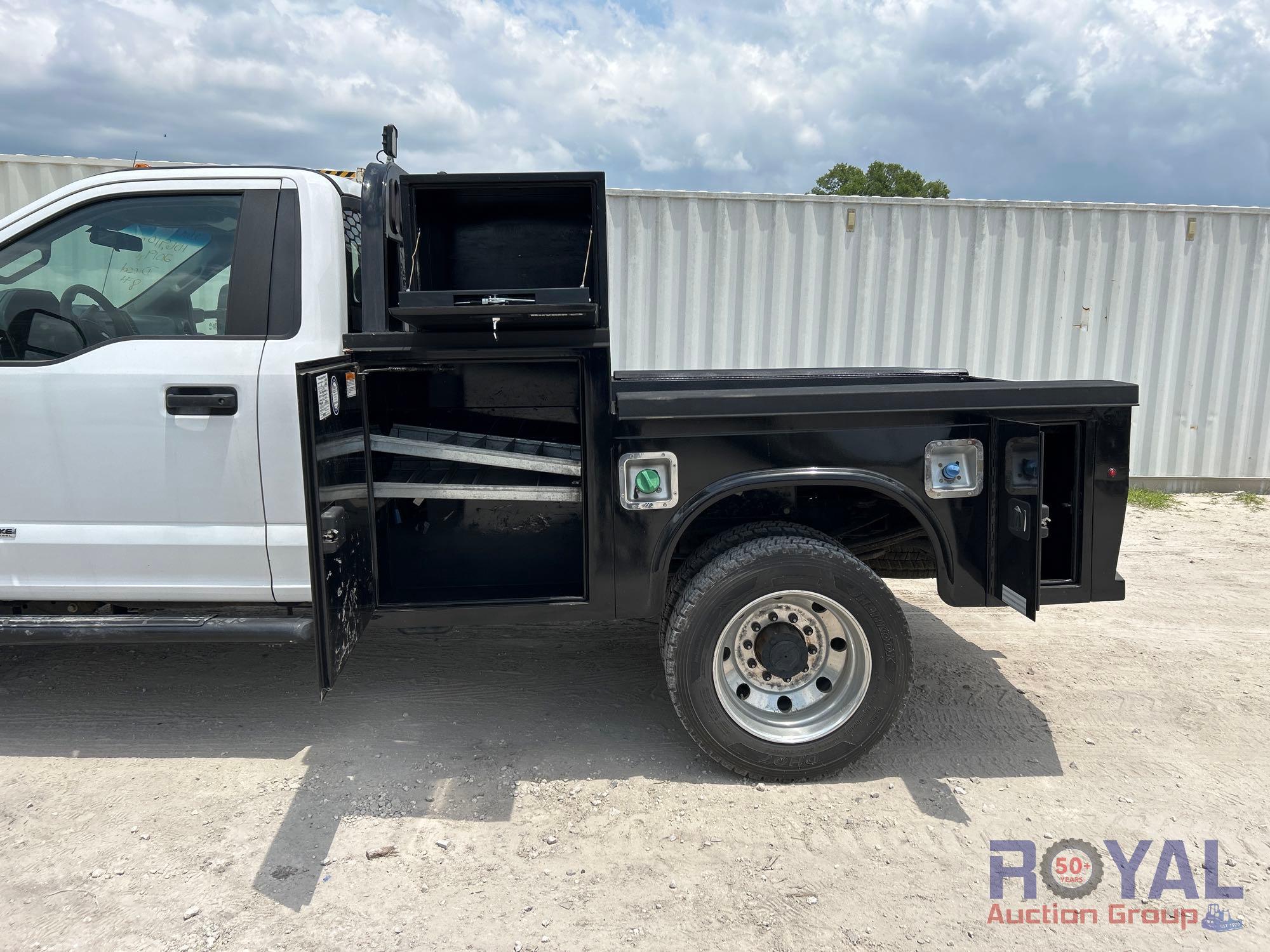 2019 Ford F450 4x4 Gooseneck Hauler Flatbed Truck