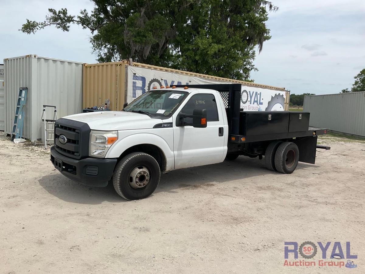 2013 Ford F350 Flatbed Truck