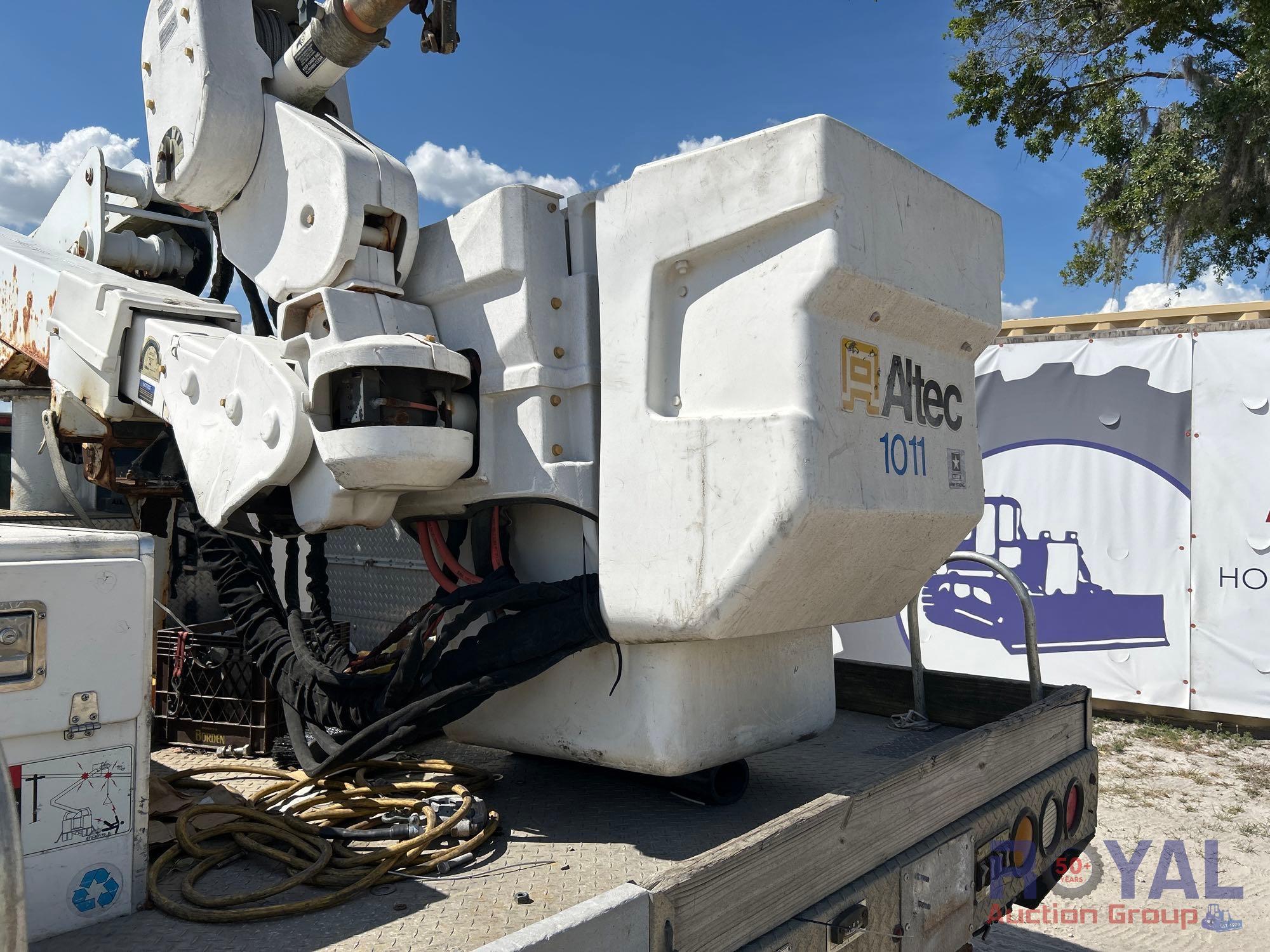 2011 Ford F550 4x4 Altec AT40M Material Handler Bucket Truck