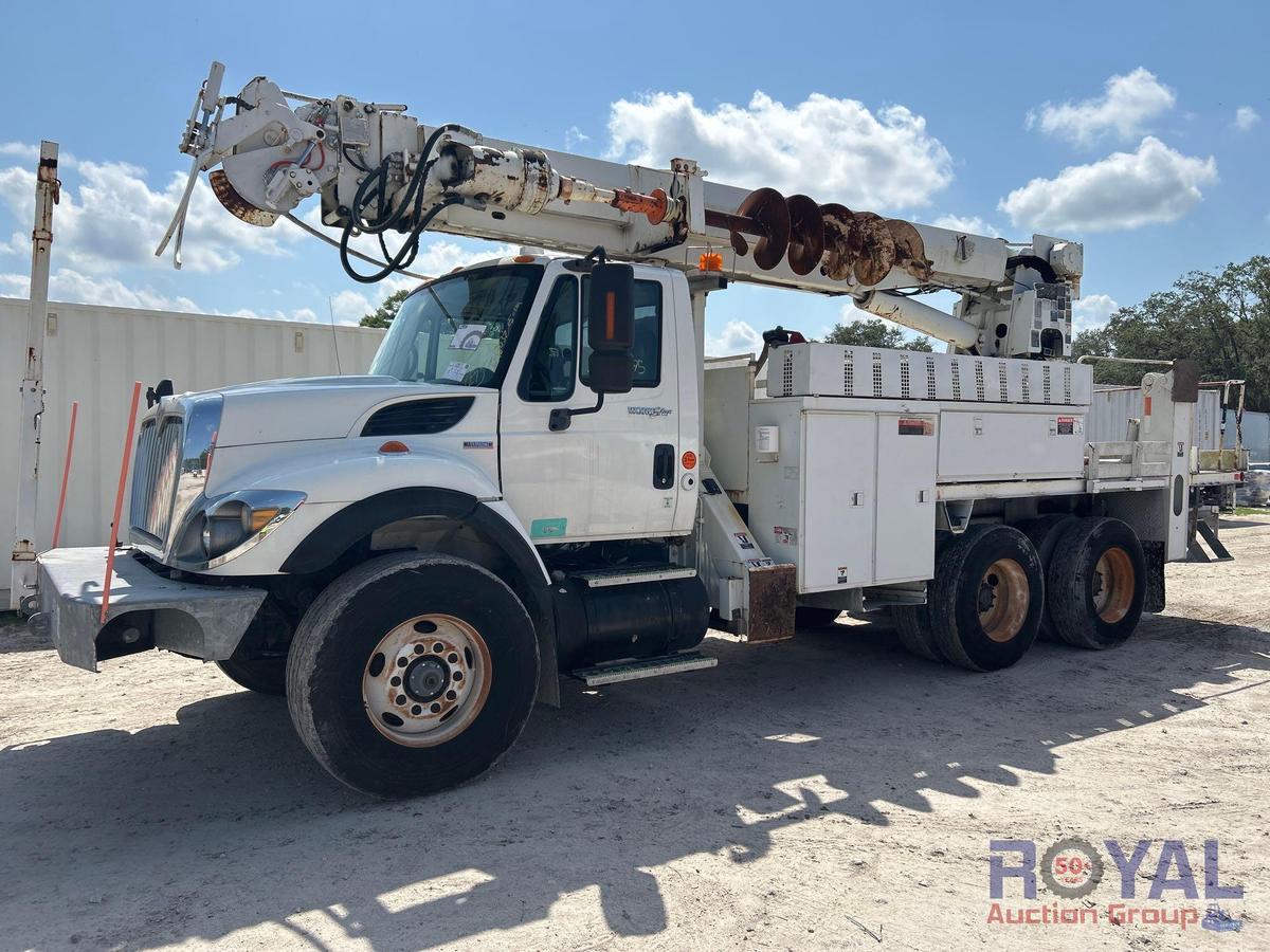 2008 International 7400 T/A Altec Digger Derrick Truck