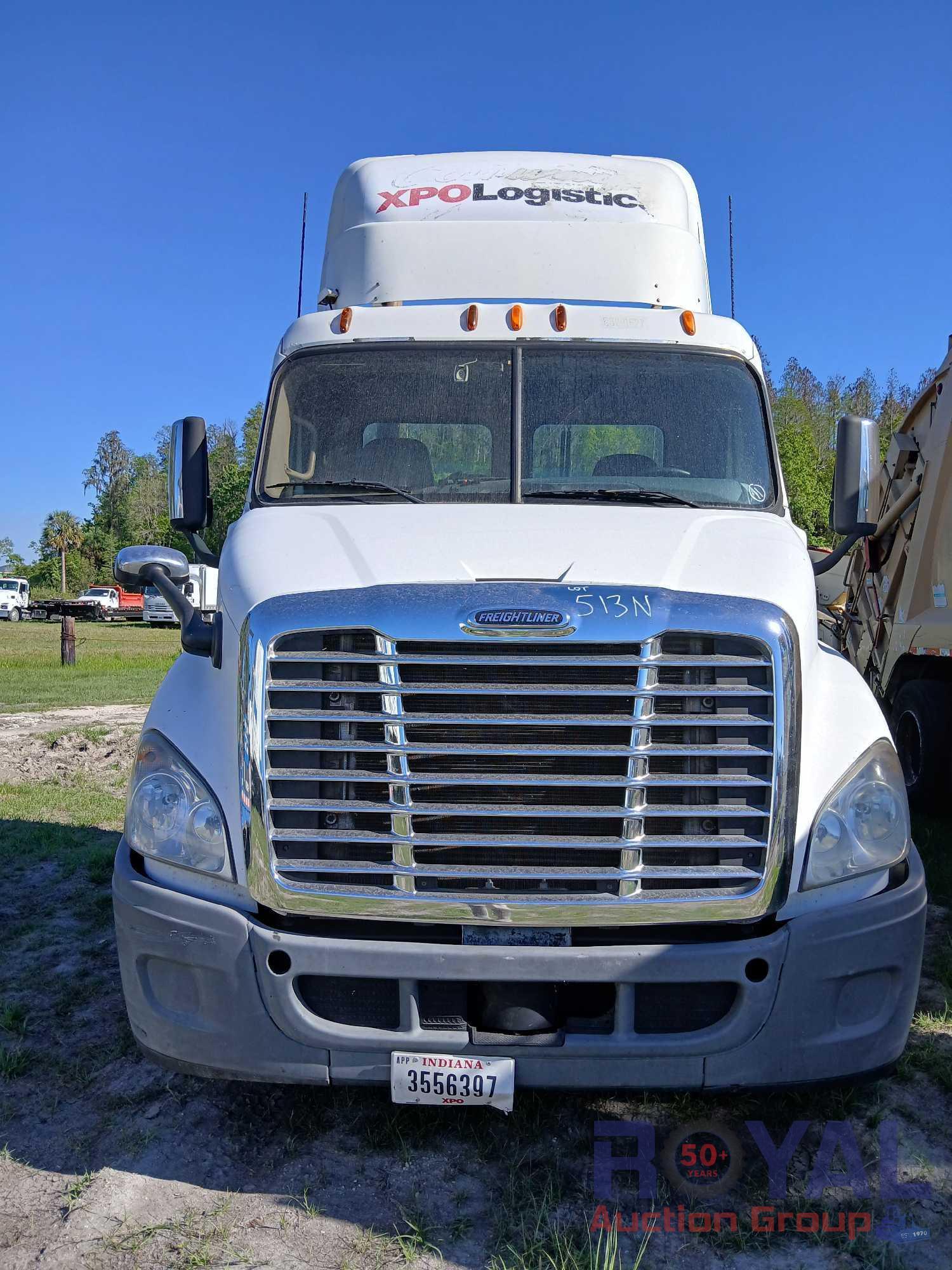 2011 Freightliner Cascadia 113 Day Cab Tractor