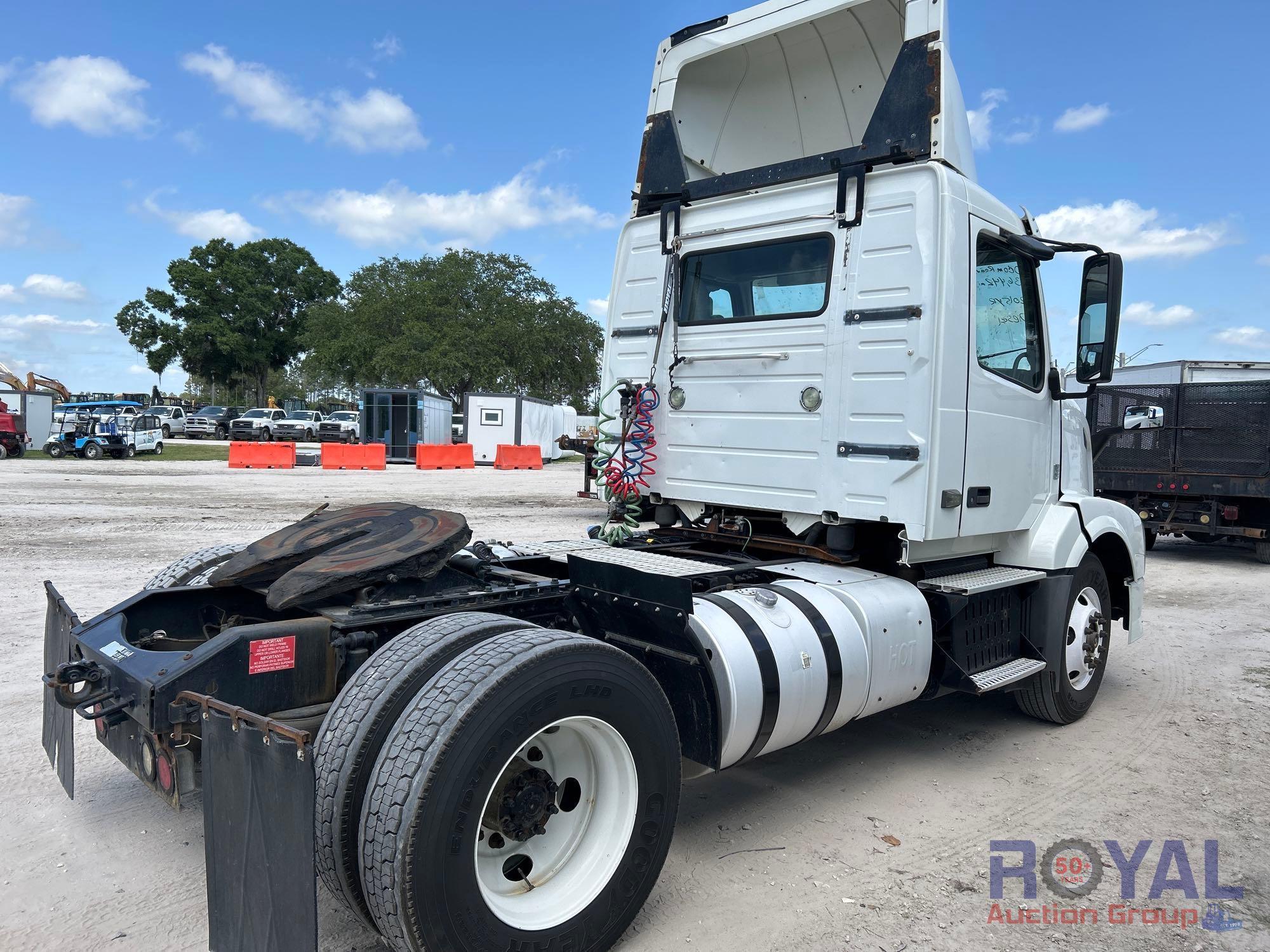 2015 Volvo VNL S/A Day Cab Truck Tractor