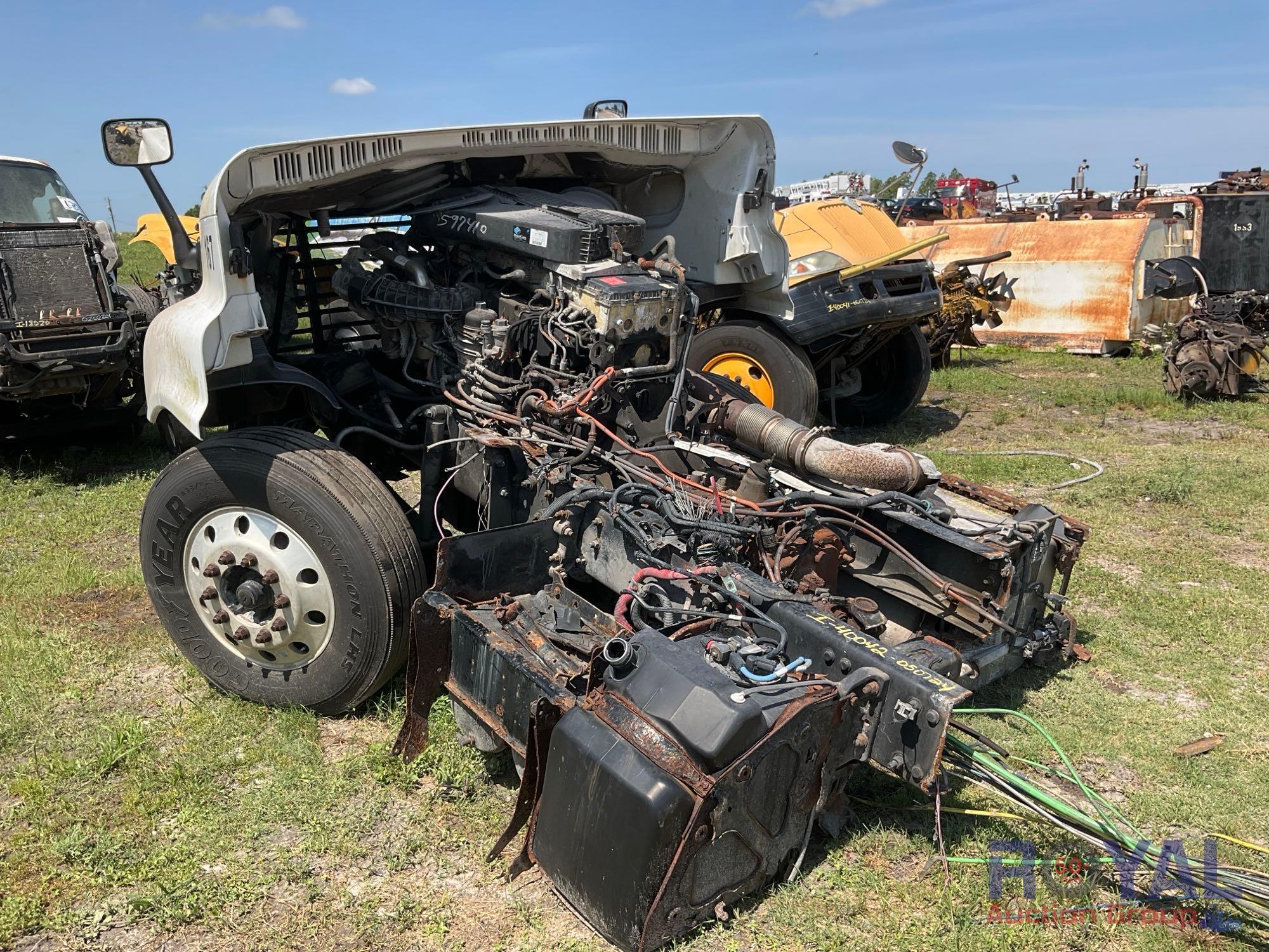 Freightliner Mercedes 6-Cylinder Diesel Engine