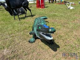 Alligator Lawn Art
