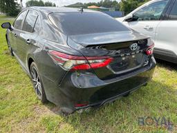 2022 Toyota Camry Hybrid Sedan