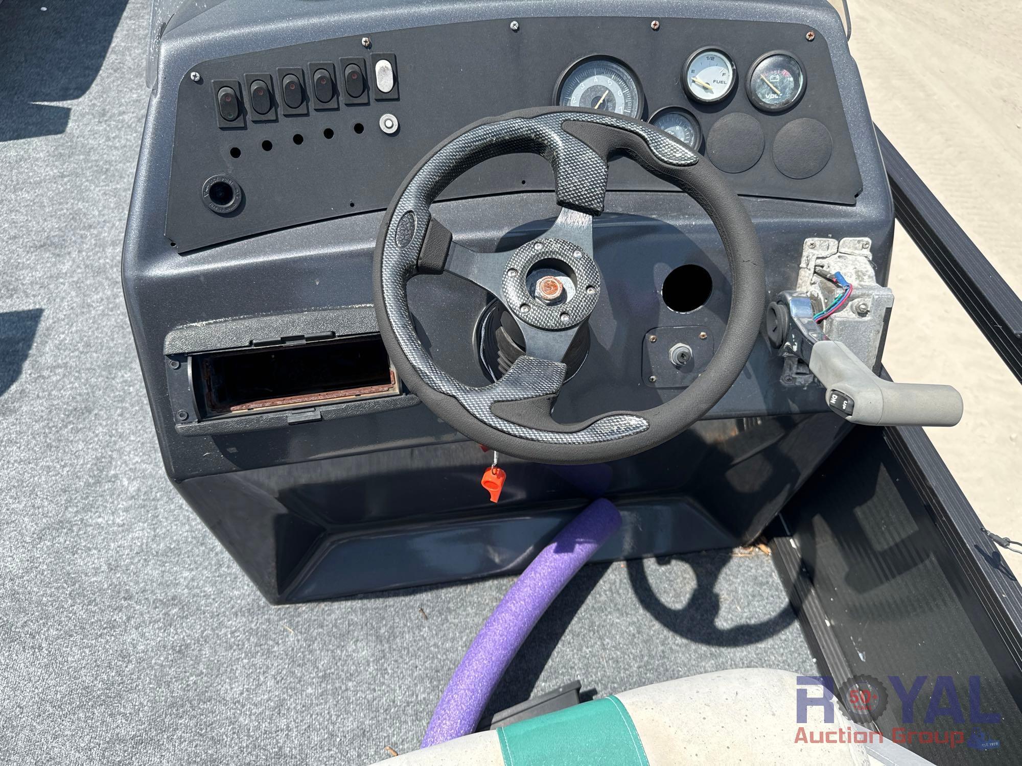 1999 Polaris 20ft. Pontoon Boat