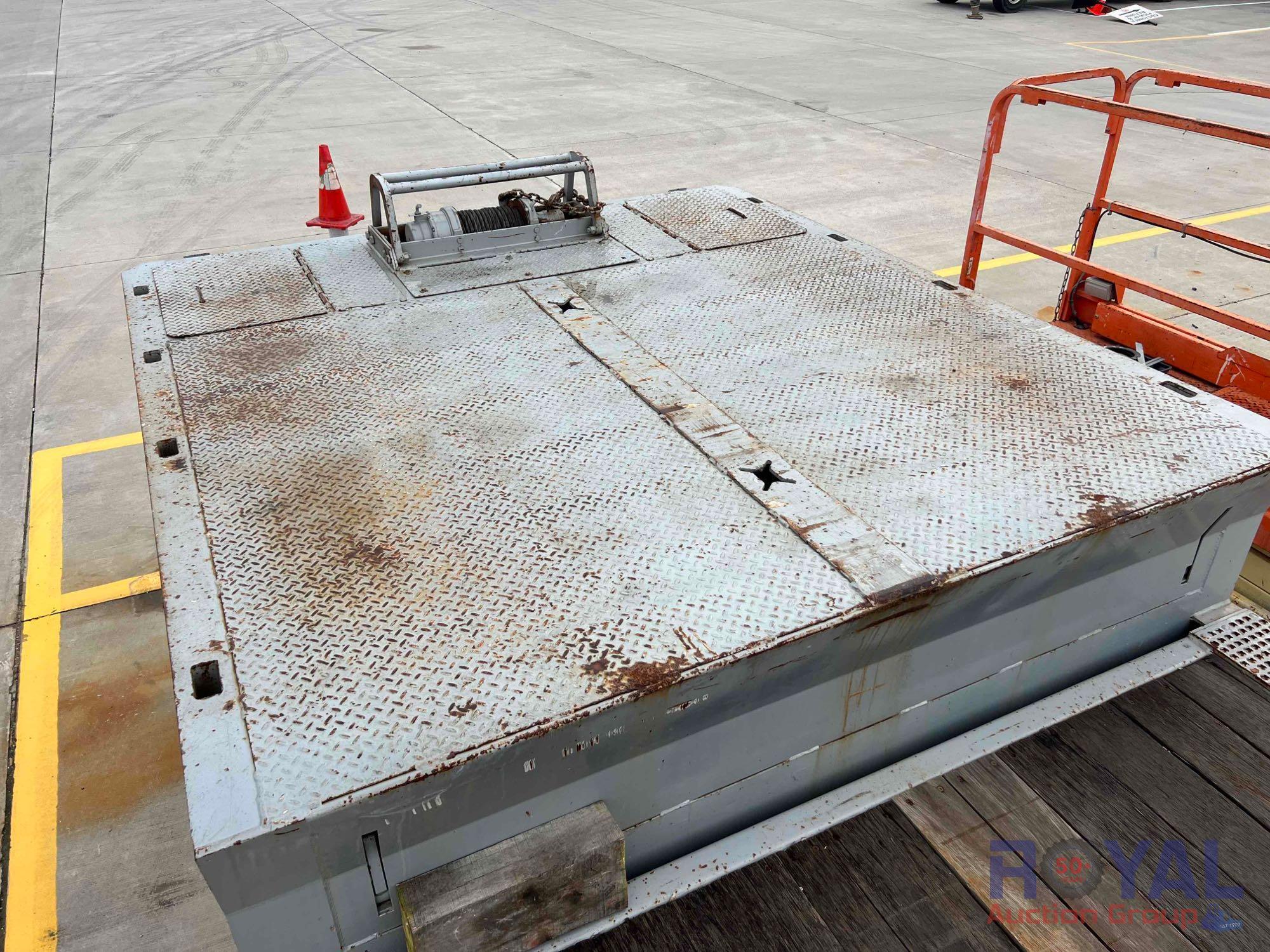 2013 Trail King TK80HT T/A Hydraulic Dovetail Trailer