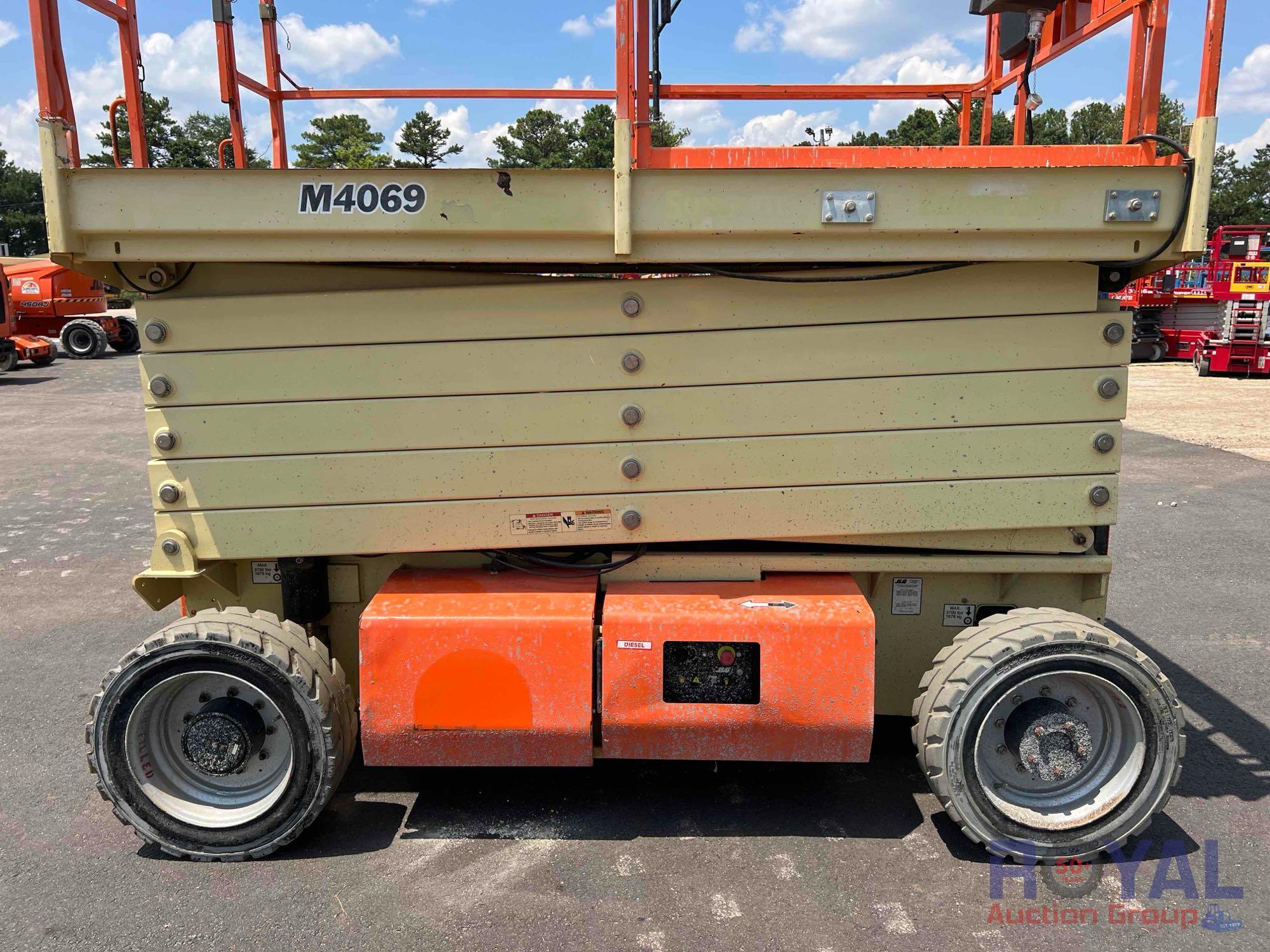 2014 JLG M4069 40ft Rough Terrain Scissor Lift