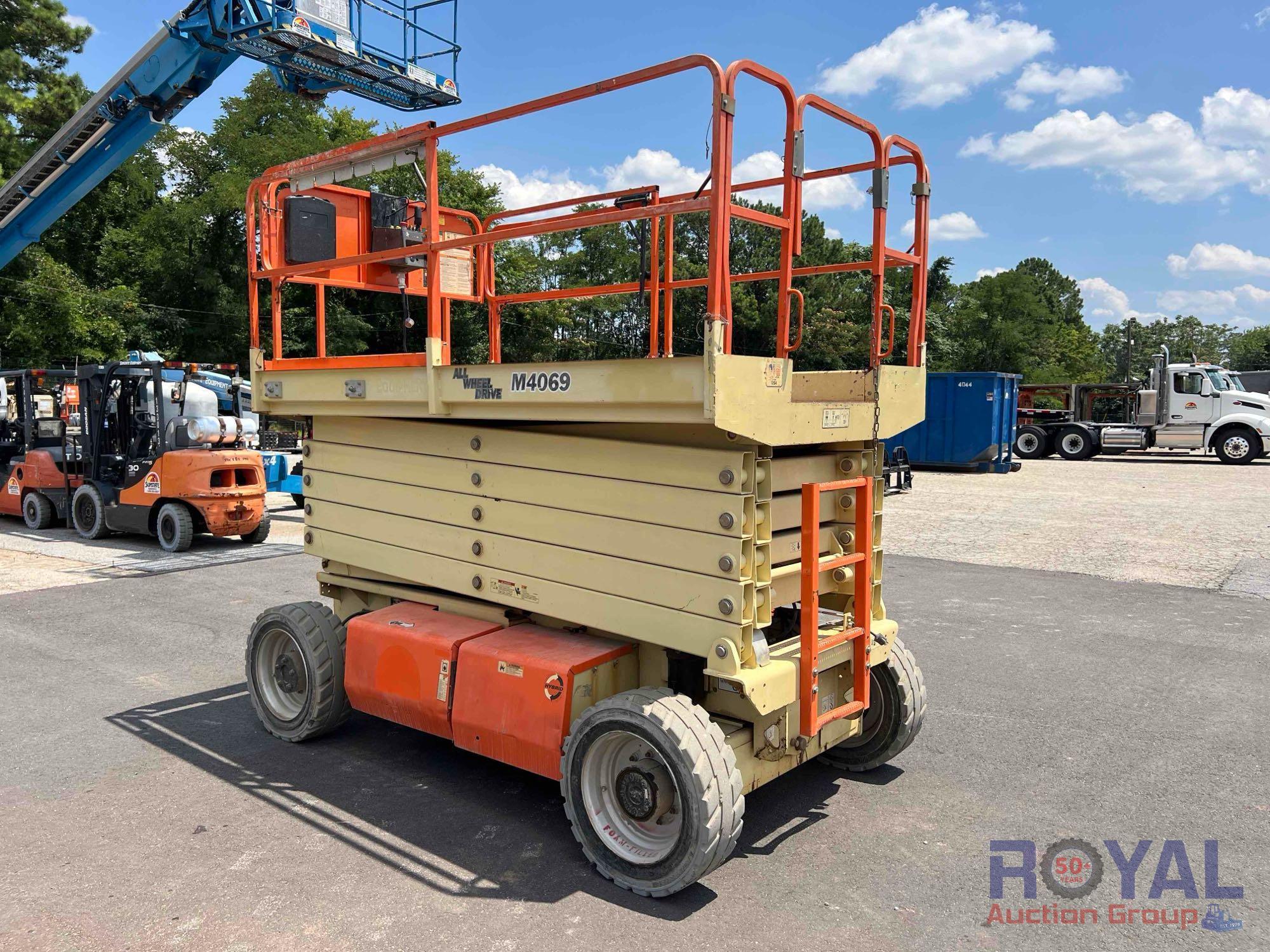 2014 JLG M4069 40ft Rough Terrain Scissor Lift