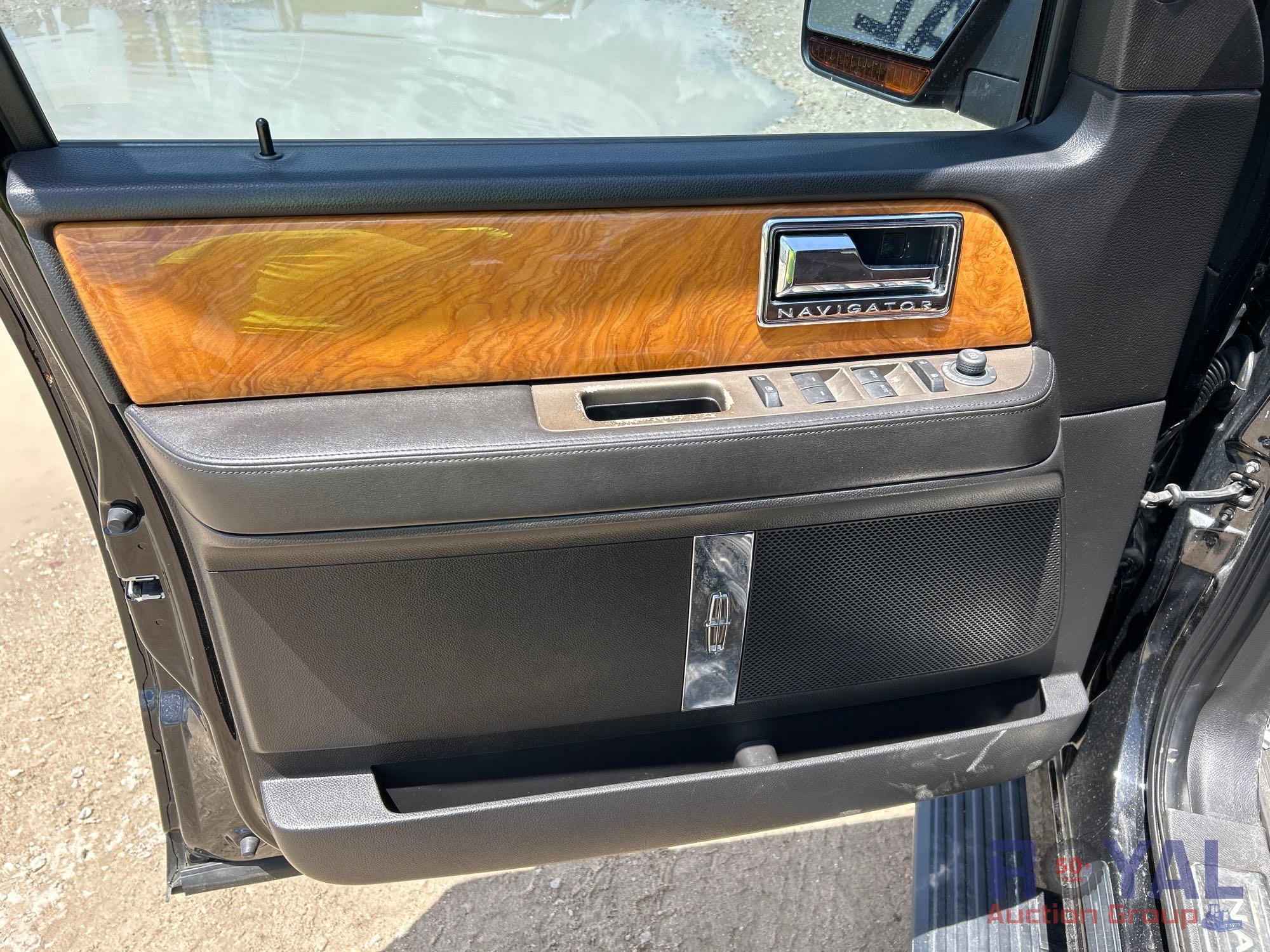 2011 Lincoln Navigator 4x4 SUV