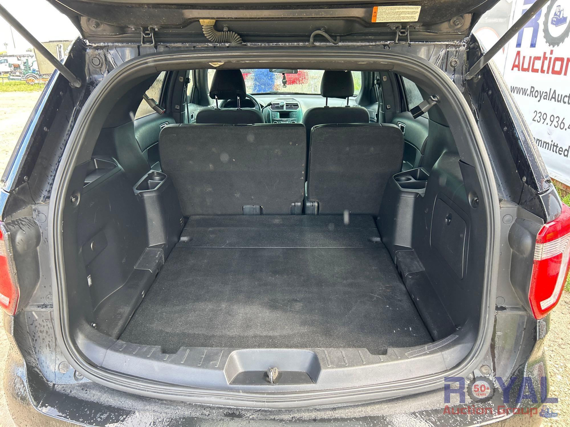 2016 Ford Explorer AWD SUV