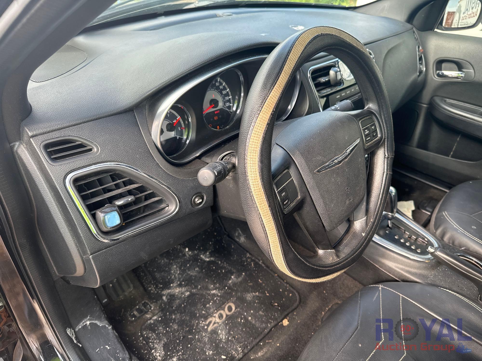 2012 Chrysler 200 Sedan