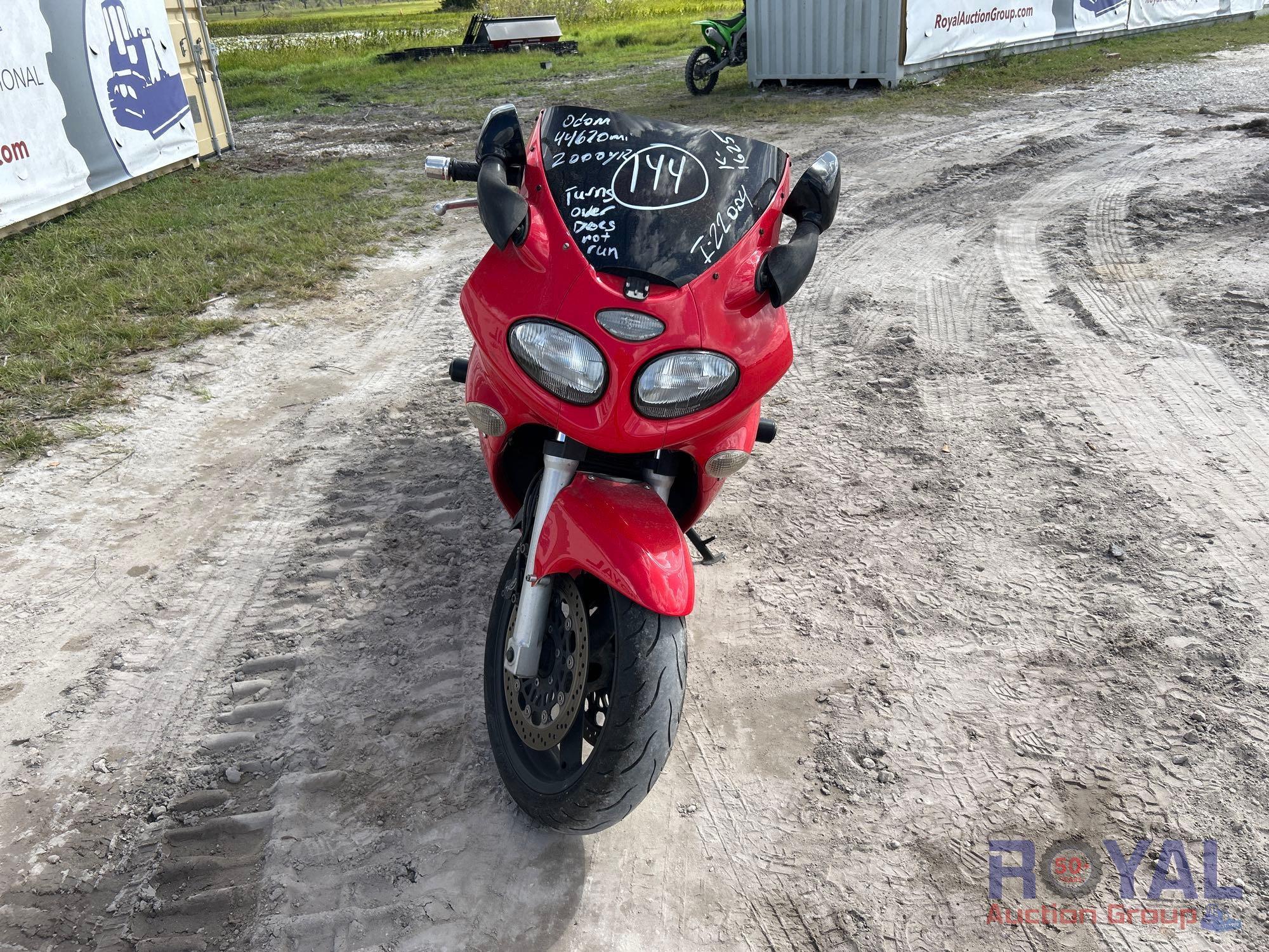 2000 Triumph Sprint ST Motorcycle