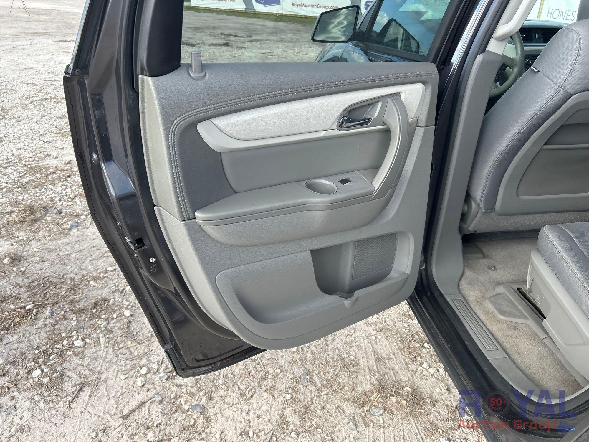 2015 Chevrolet Traverse LS SUV