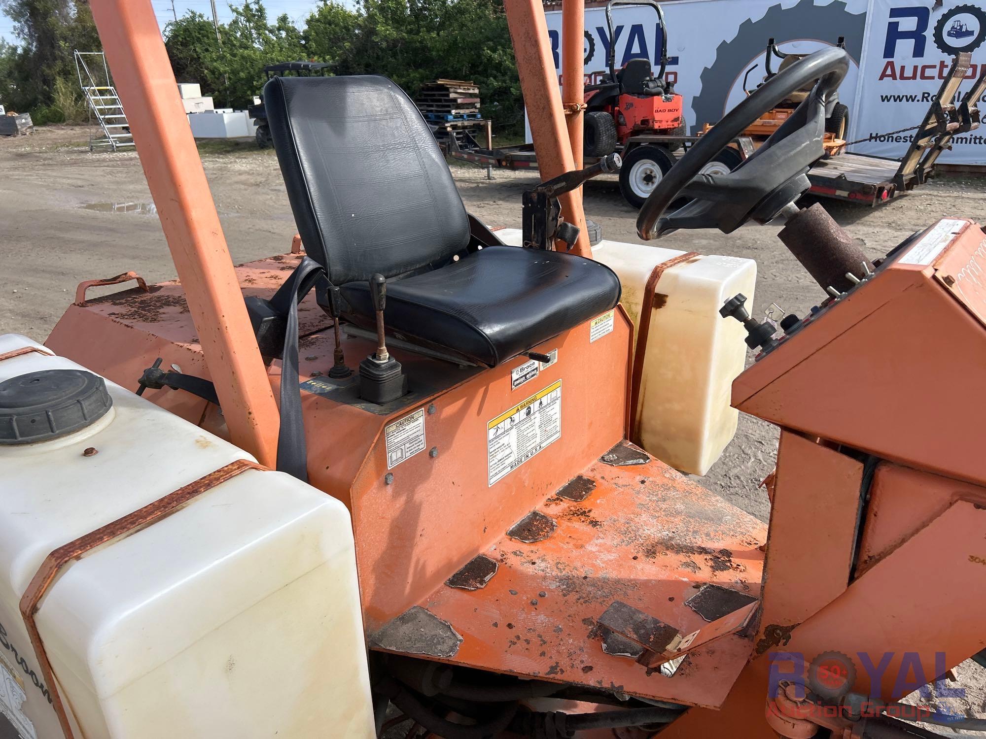 2008 Broce Broom BB-250C Ride-On Towable 3-Wheel Sweeper