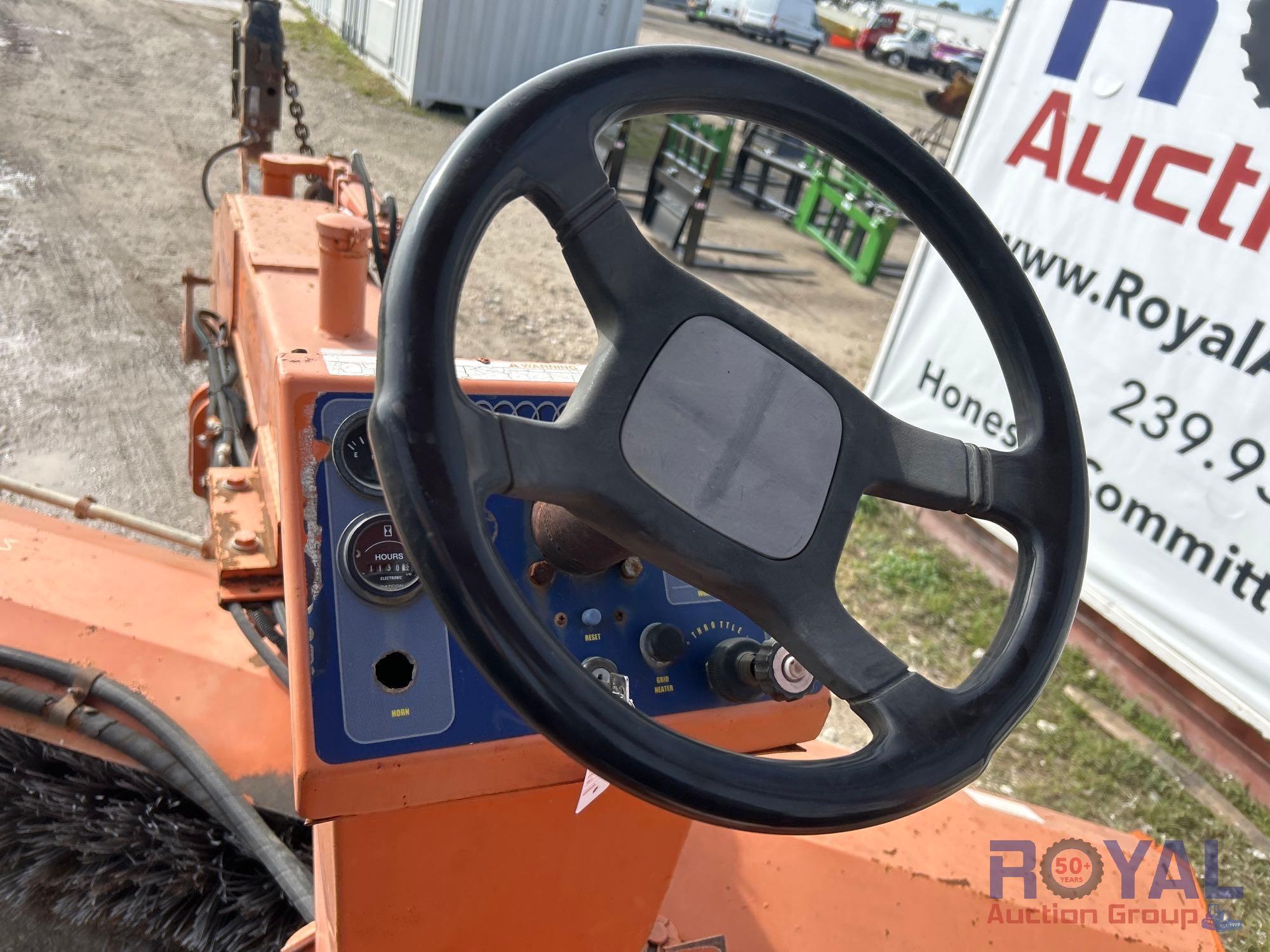2008 Broce Broom BB-250C Ride-On Towable 3-Wheel Sweeper