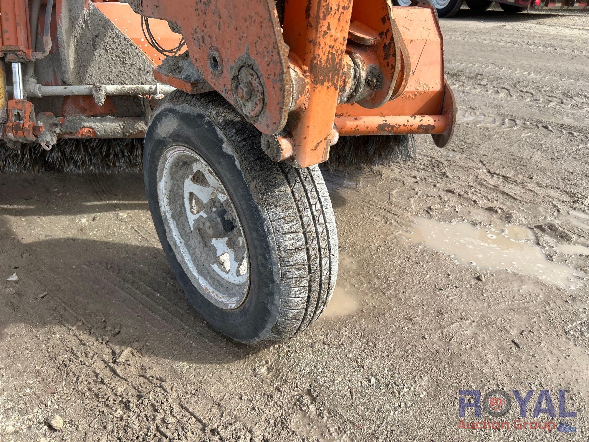 2008 Broce Broom BB-250C Ride-On Towable 3-Wheel Sweeper