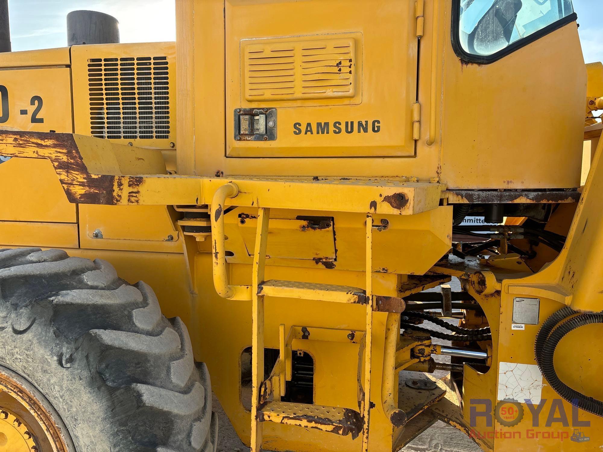 2000 Samsung SL120-2 Articulating Wheel Loader