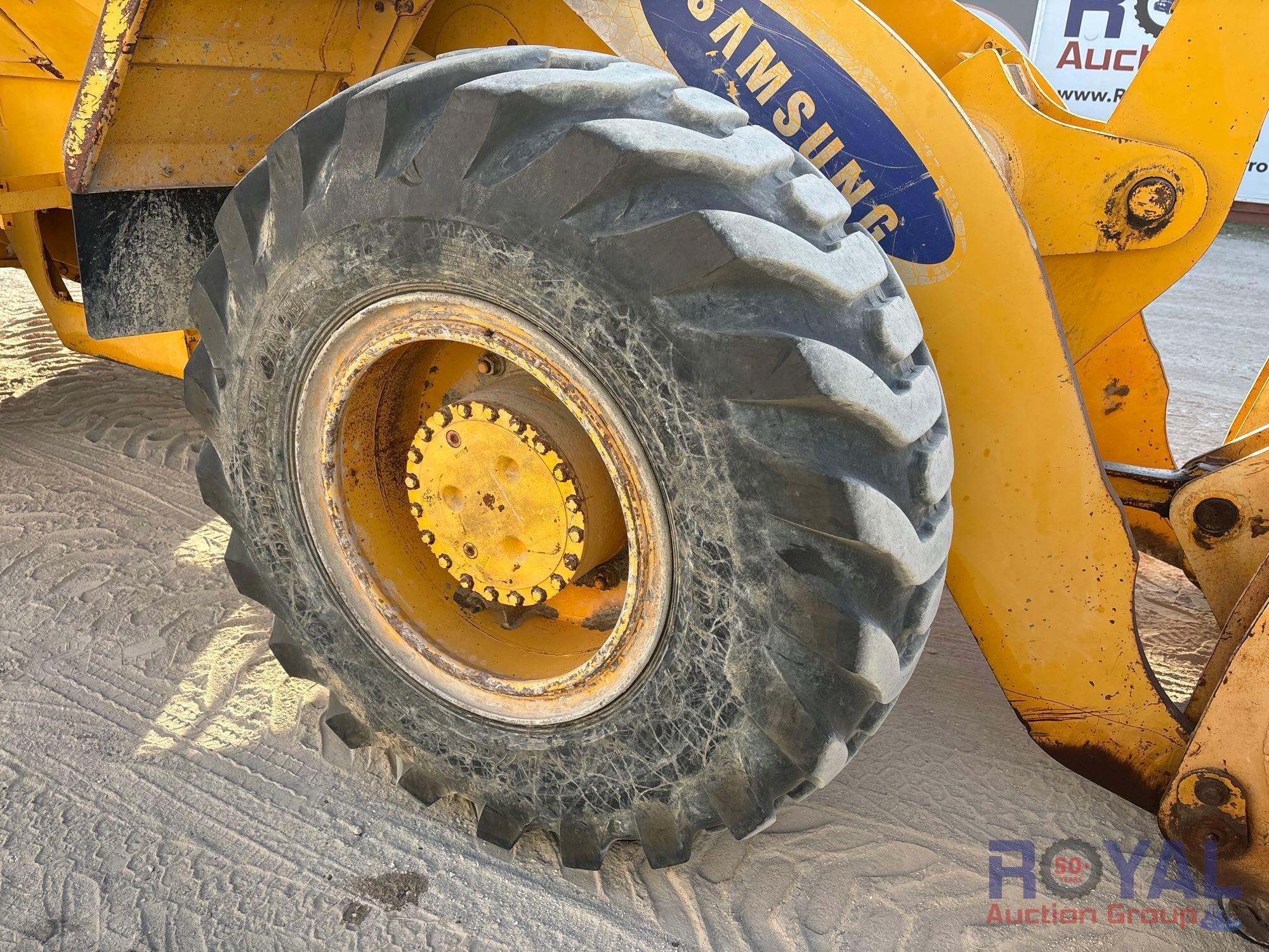 2000 Samsung SL120-2 Articulating Wheel Loader